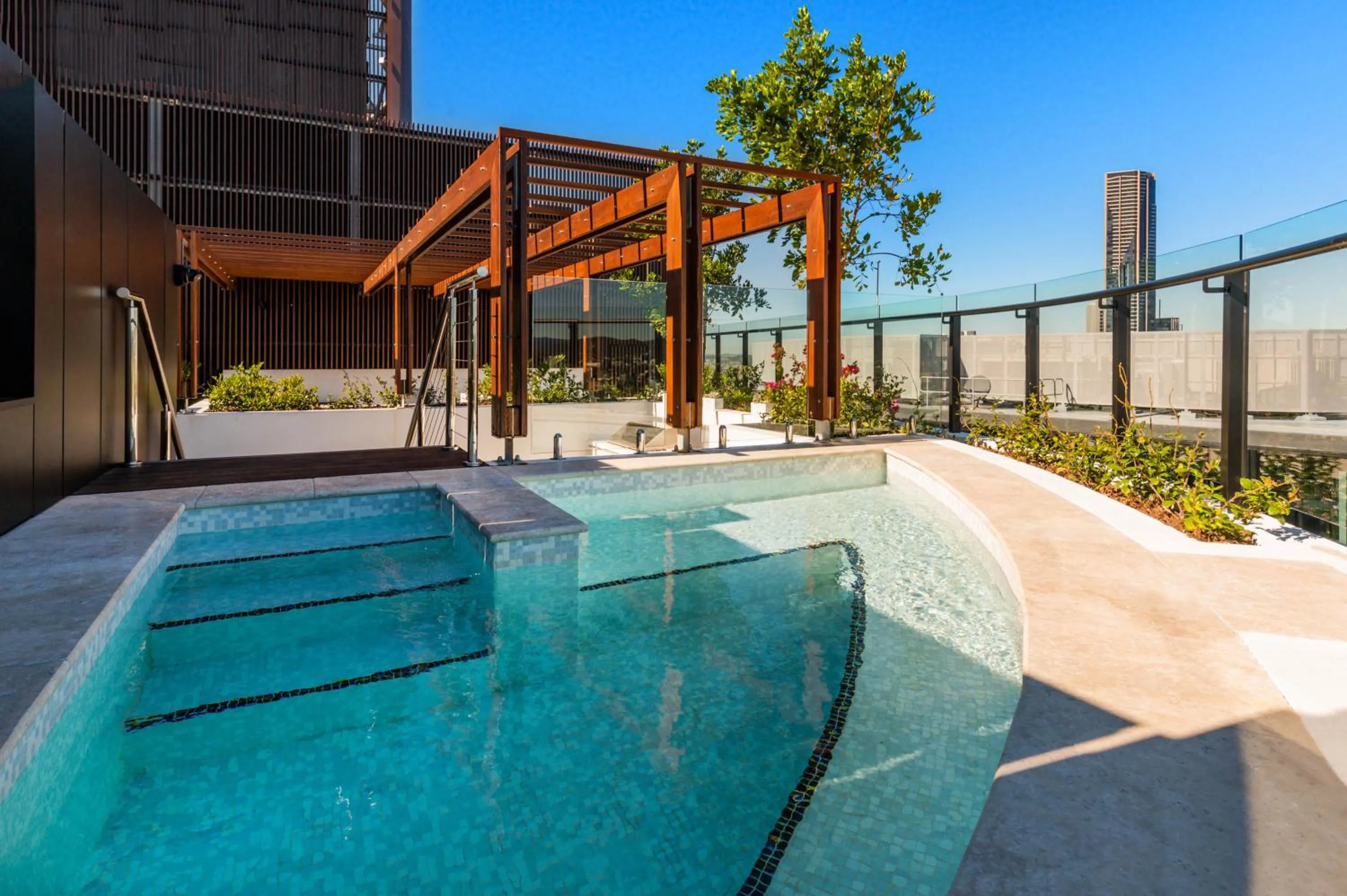 Swimming pool in FV by Peppers