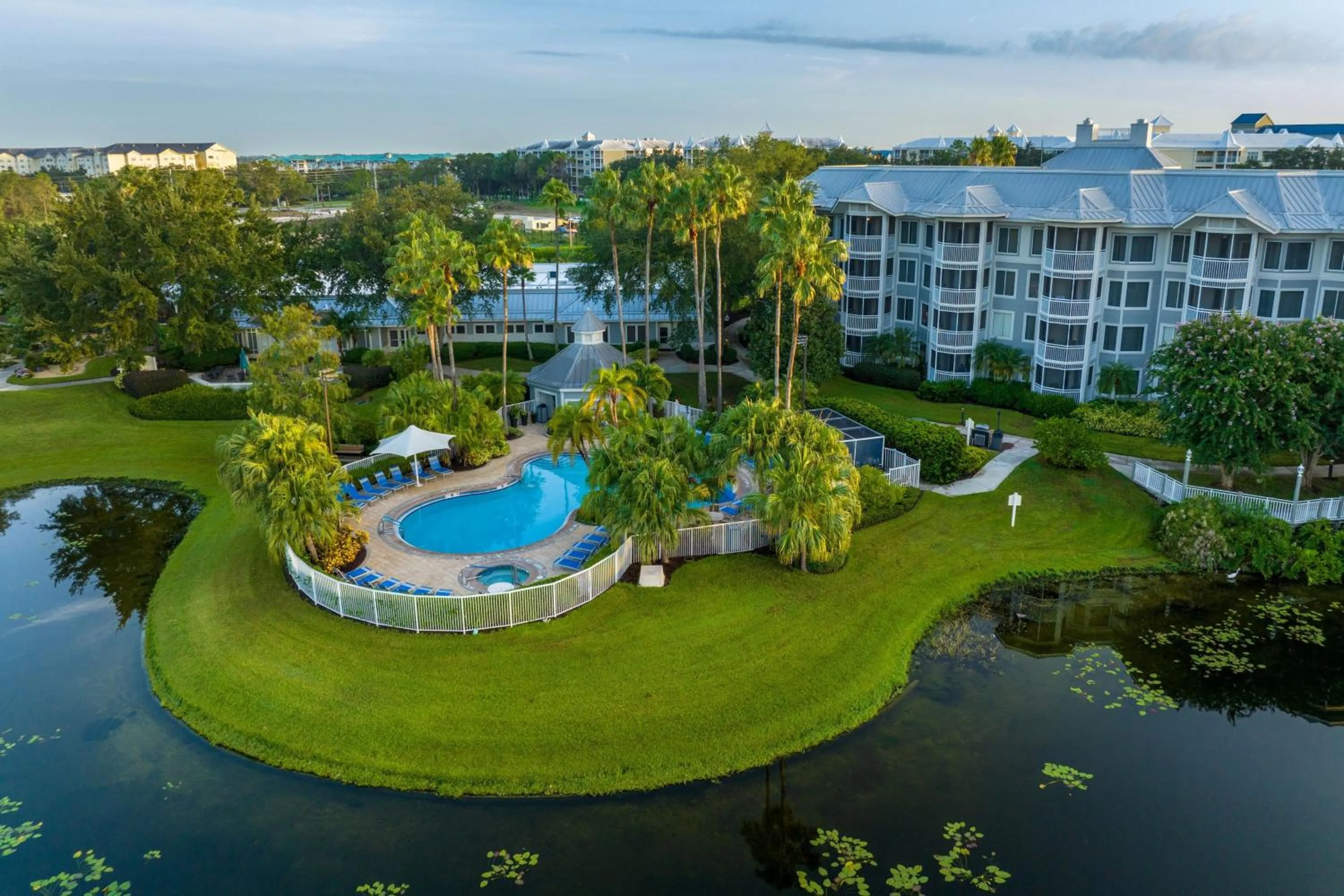 Swimming pool in Marriott's Cypress Harbour Villas