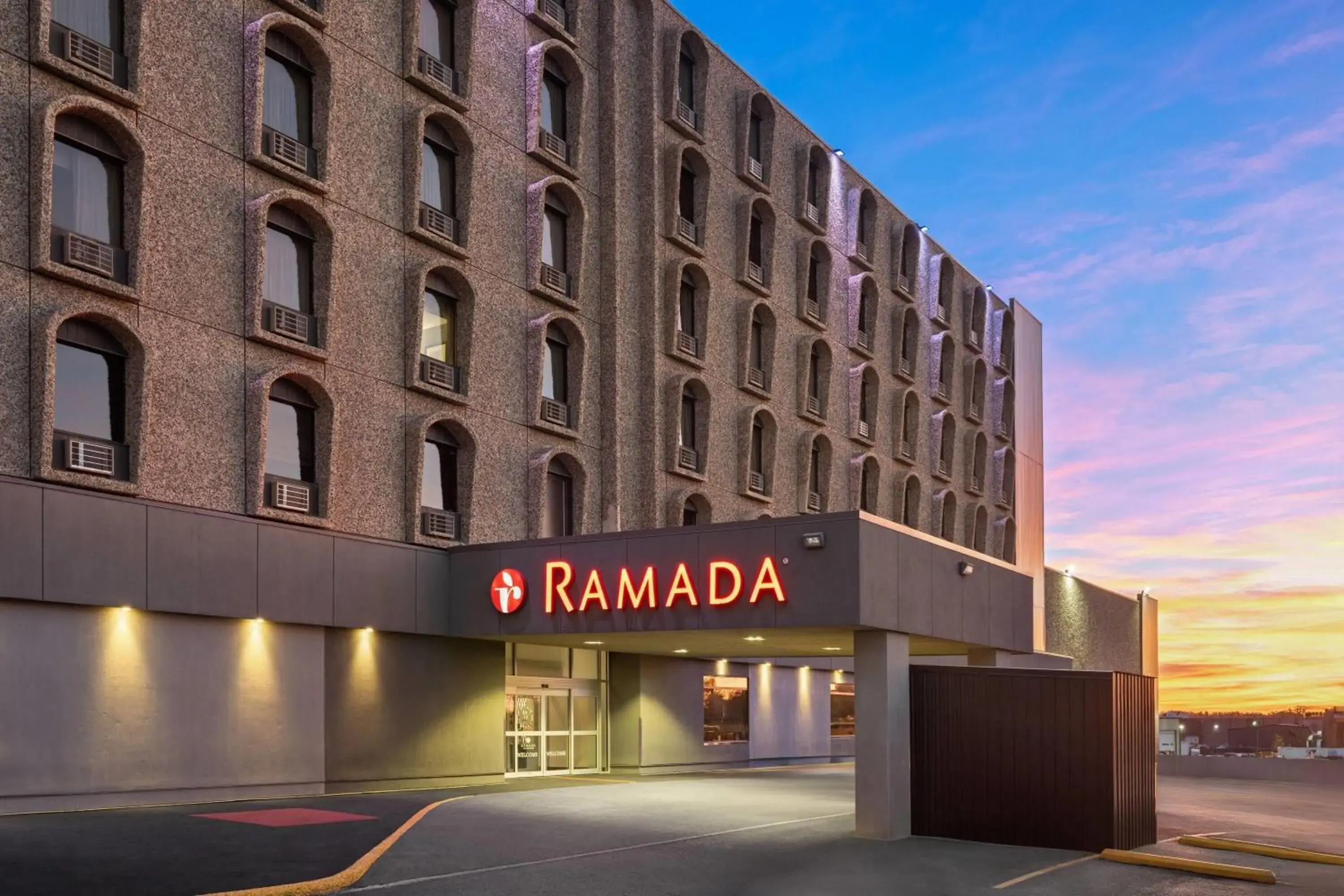 Property building in Ramada by Wyndham Saskatoon Property building in Ramada by Wyndham Saskatoon
