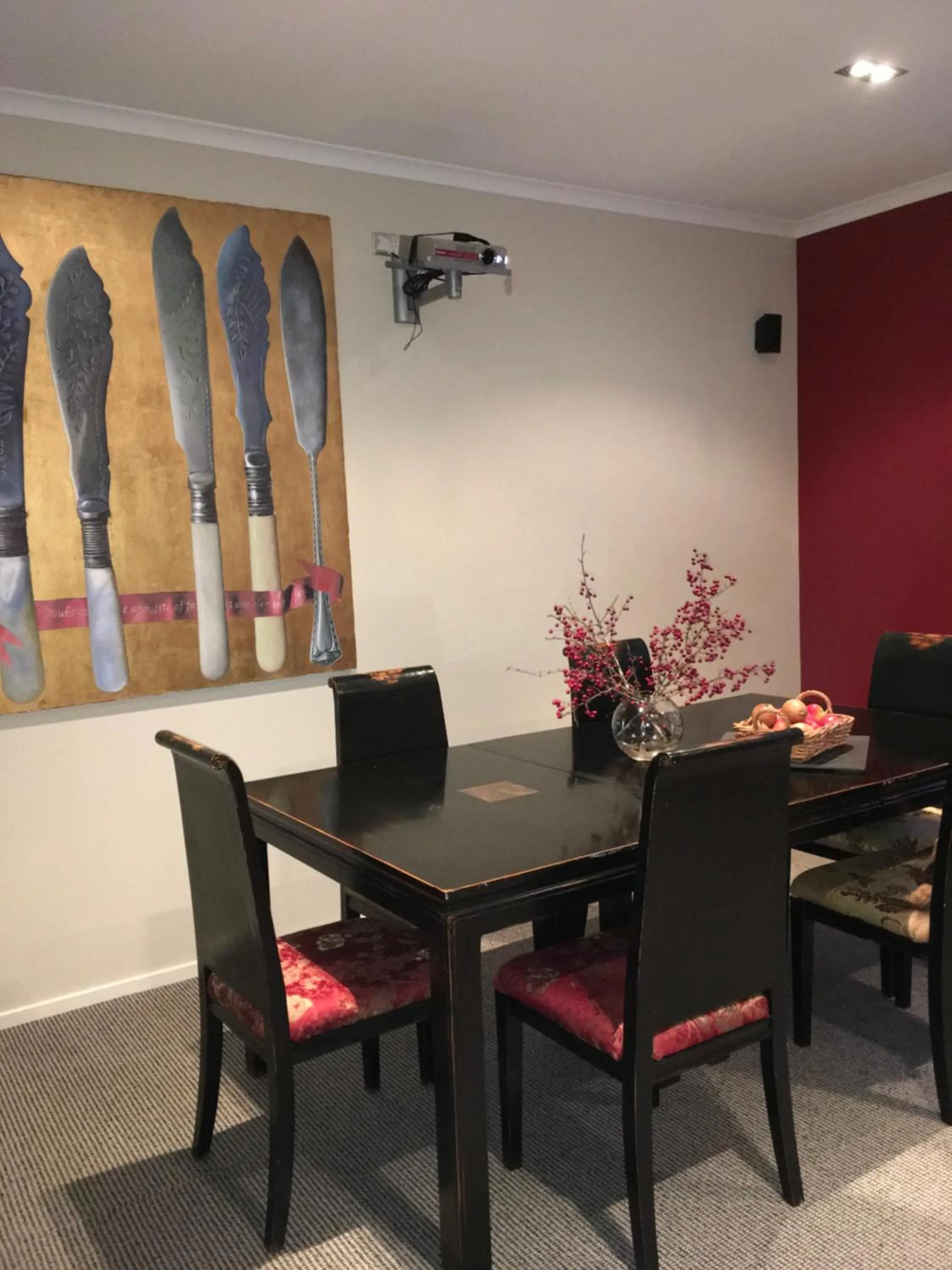 Dining area in Lye Bow Lake Suite