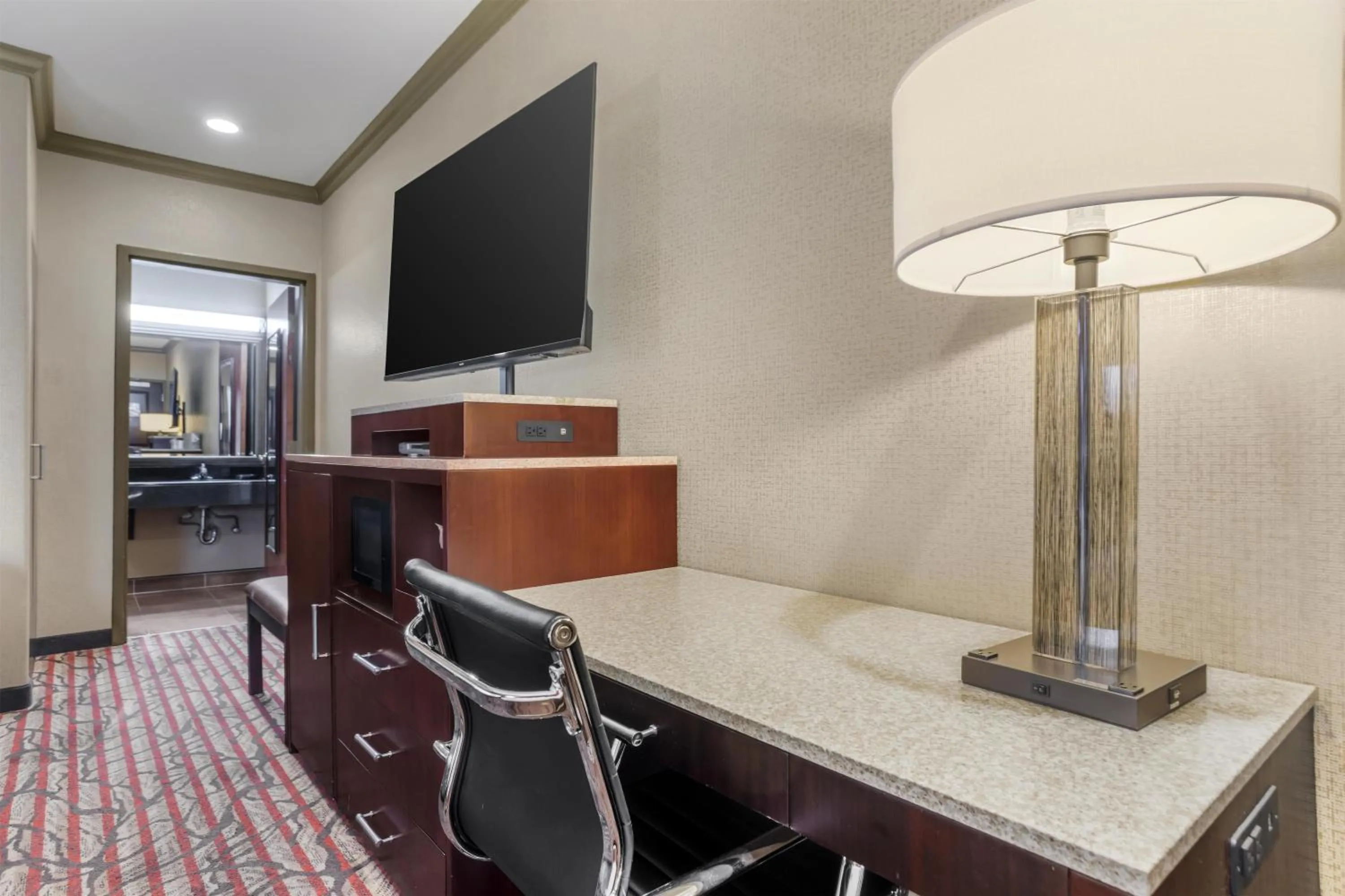 Bedroom in Best Western Plus Brookside Inn