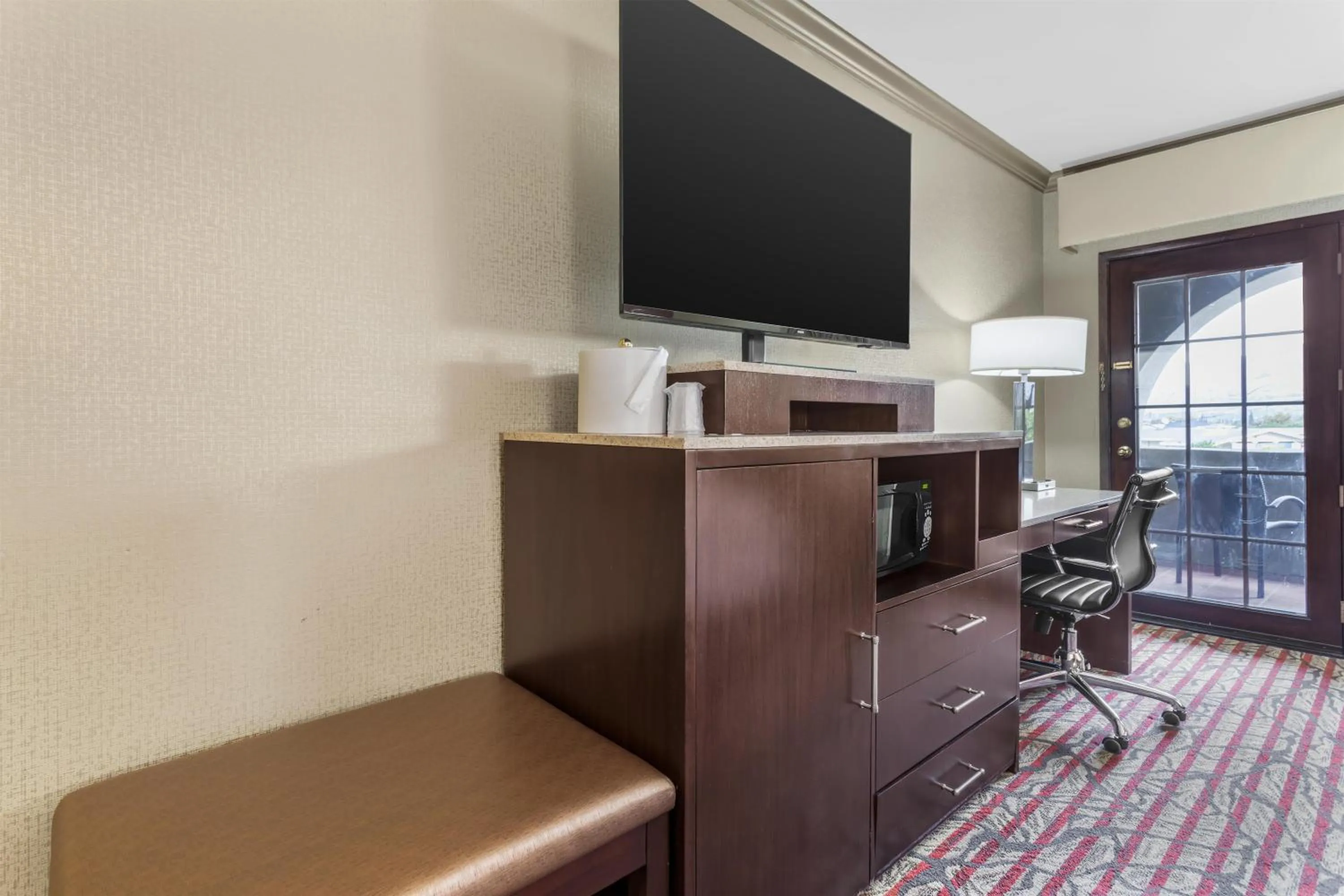 Bedroom in Best Western Plus Brookside Inn