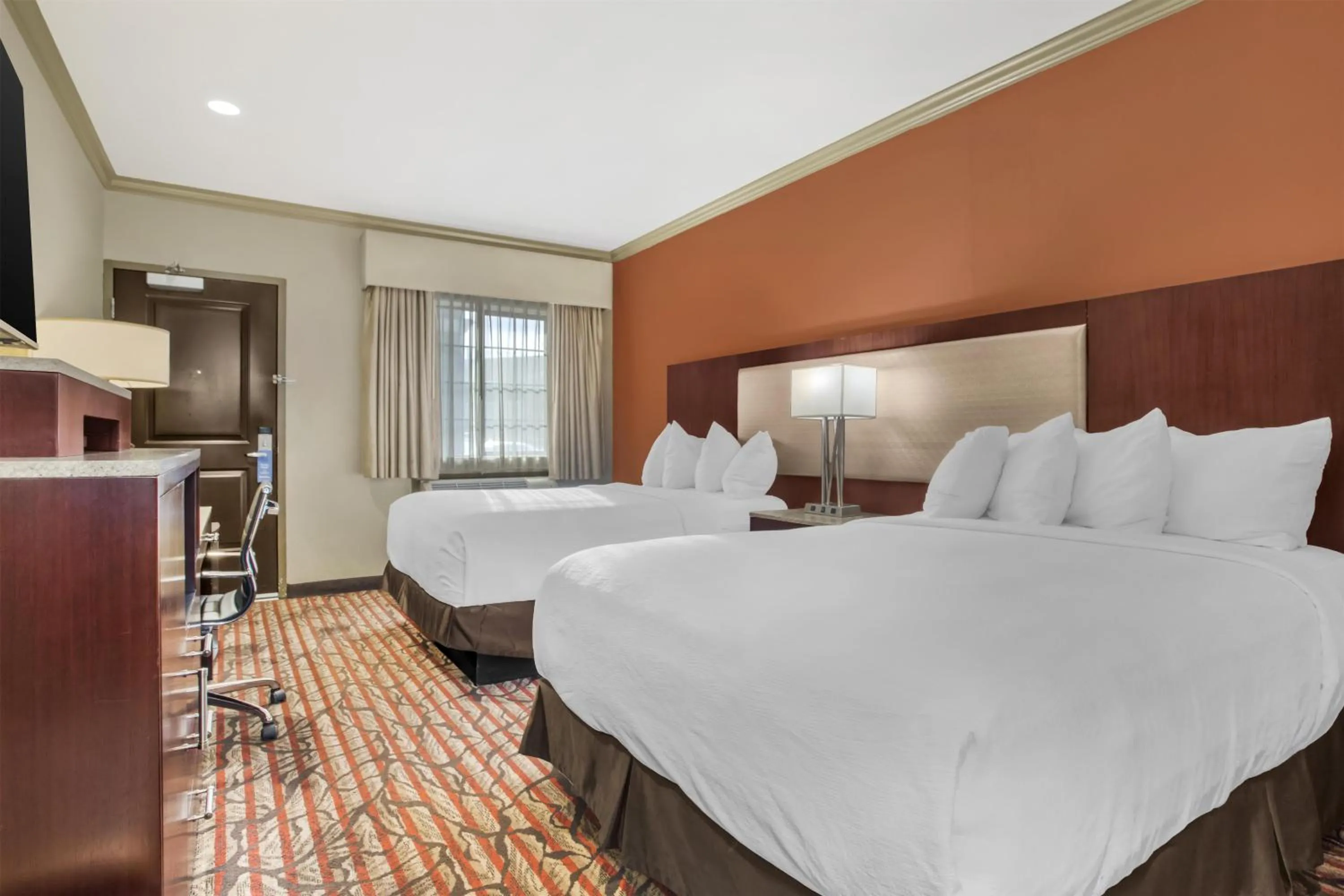 Bedroom, Bed in Best Western Plus Brookside Inn