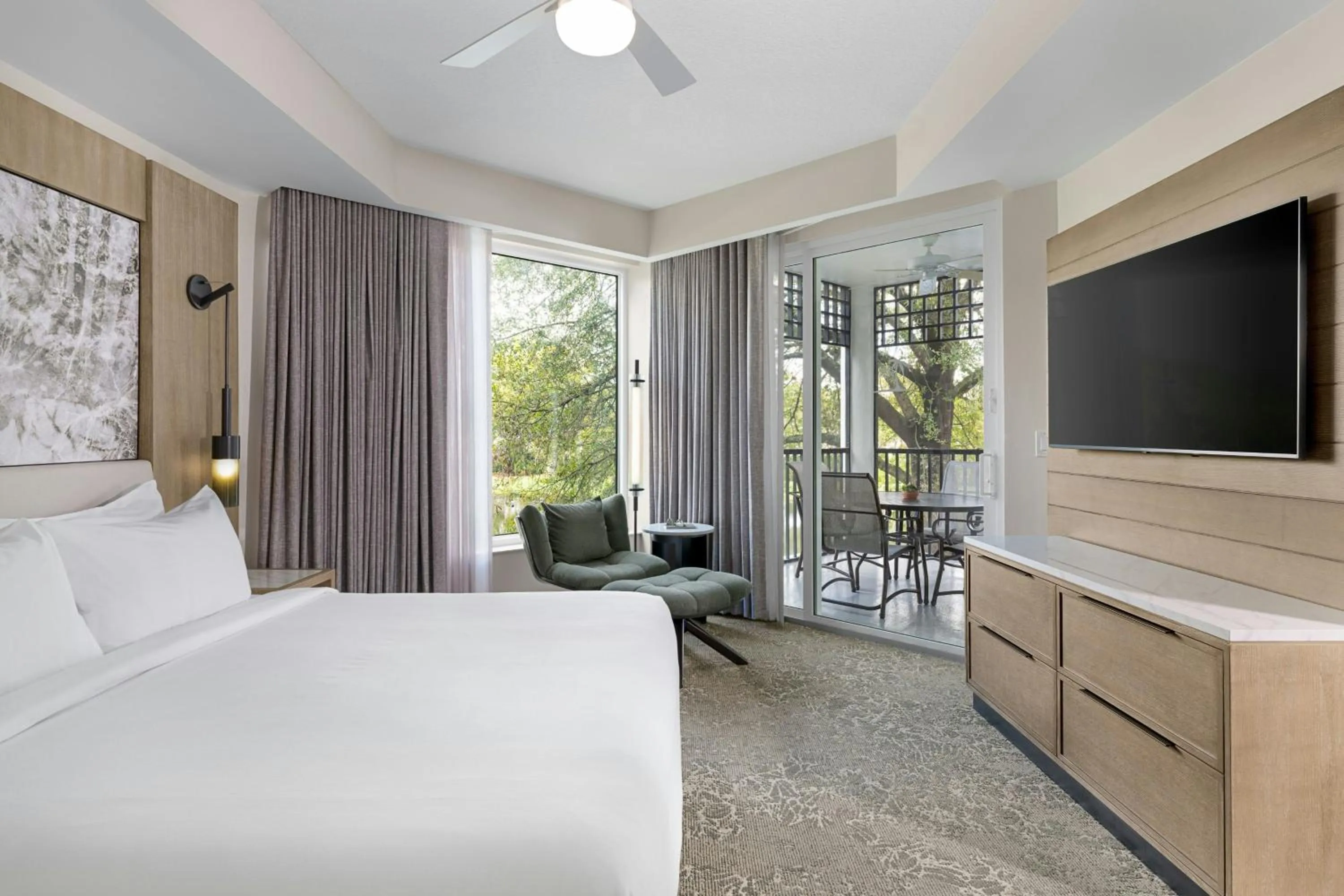 Bedroom, Bed in Marriott's Imperial Palms Villas