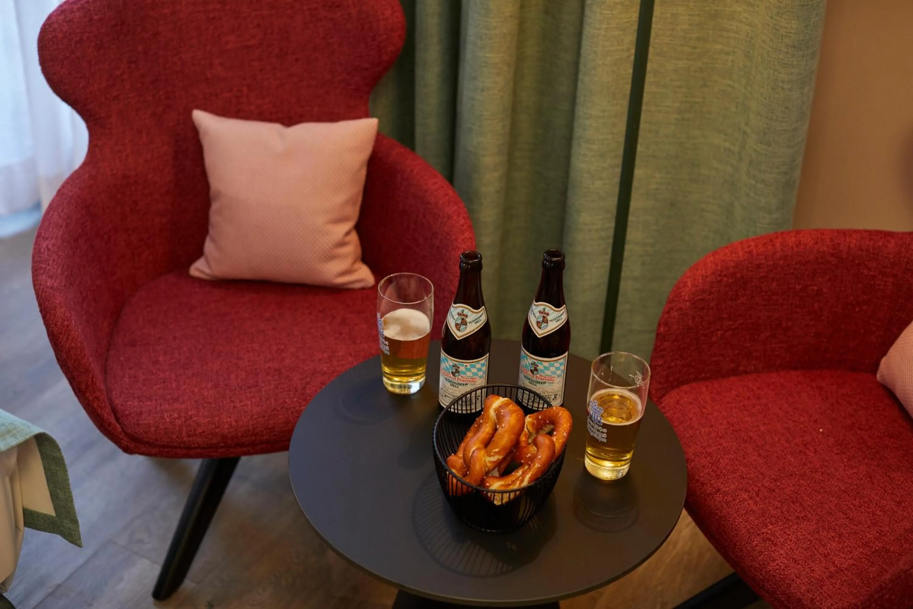 Seating area in Hotel Metropol by Maier Privathotels