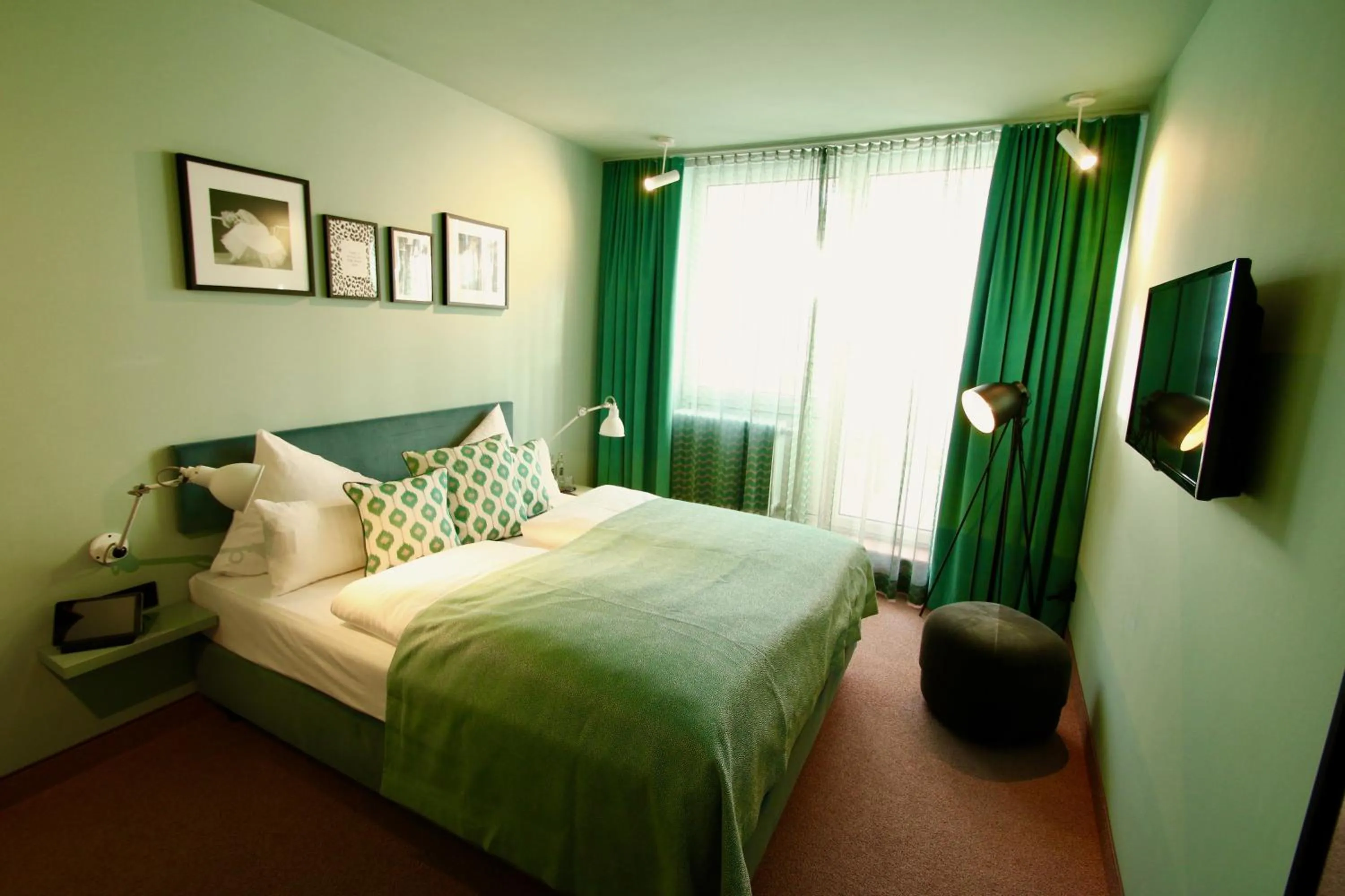 Bed in Hotel Metropol by Maier Privathotels