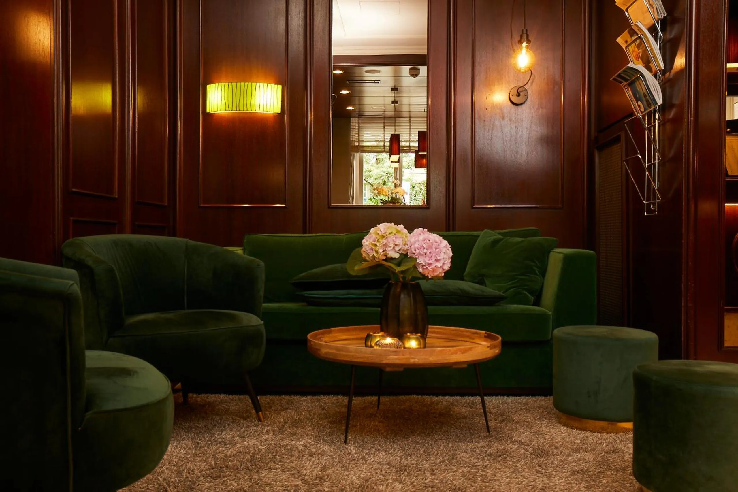 Lobby or reception in Hotel Metropol by Maier Privathotels