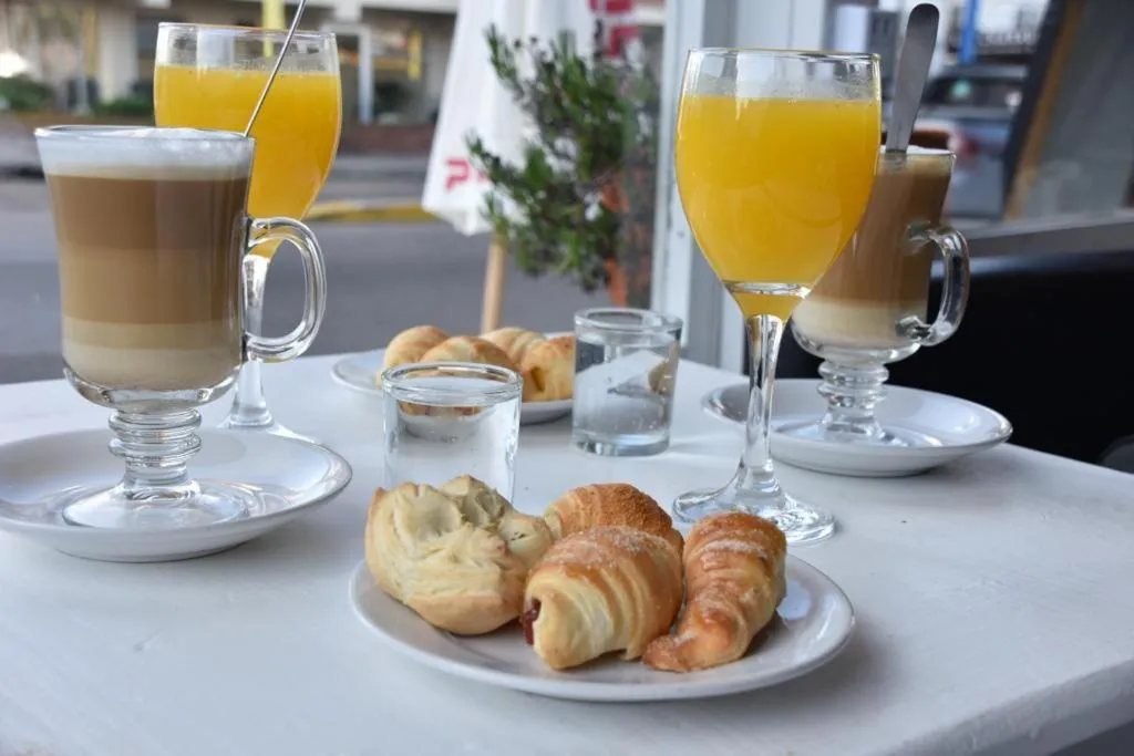 Breakfast in VIAJERO Posada & Hostel Punta del este
