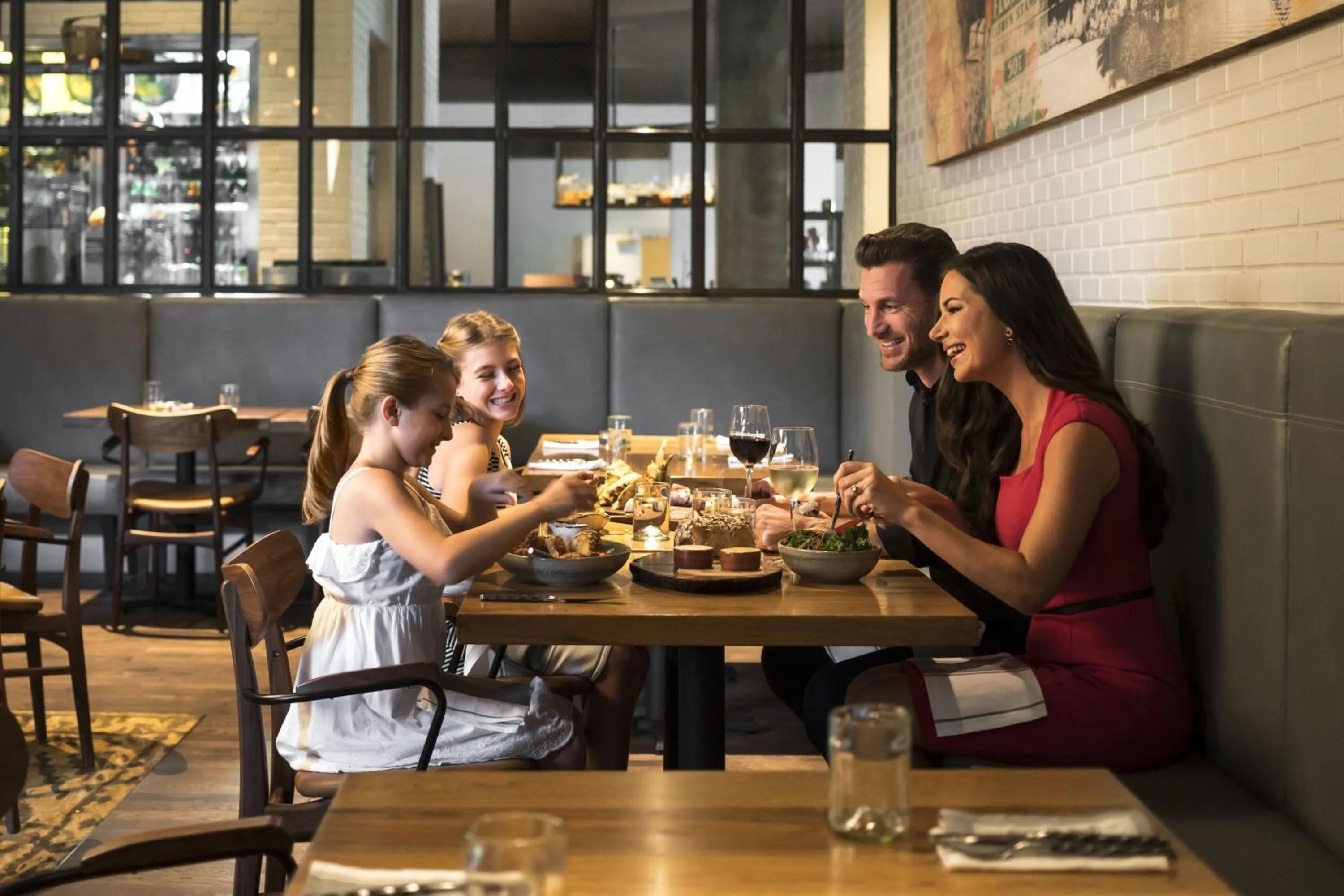 Restaurant/places to eat in The Ritz-Carlton Orlando, Grande Lakes