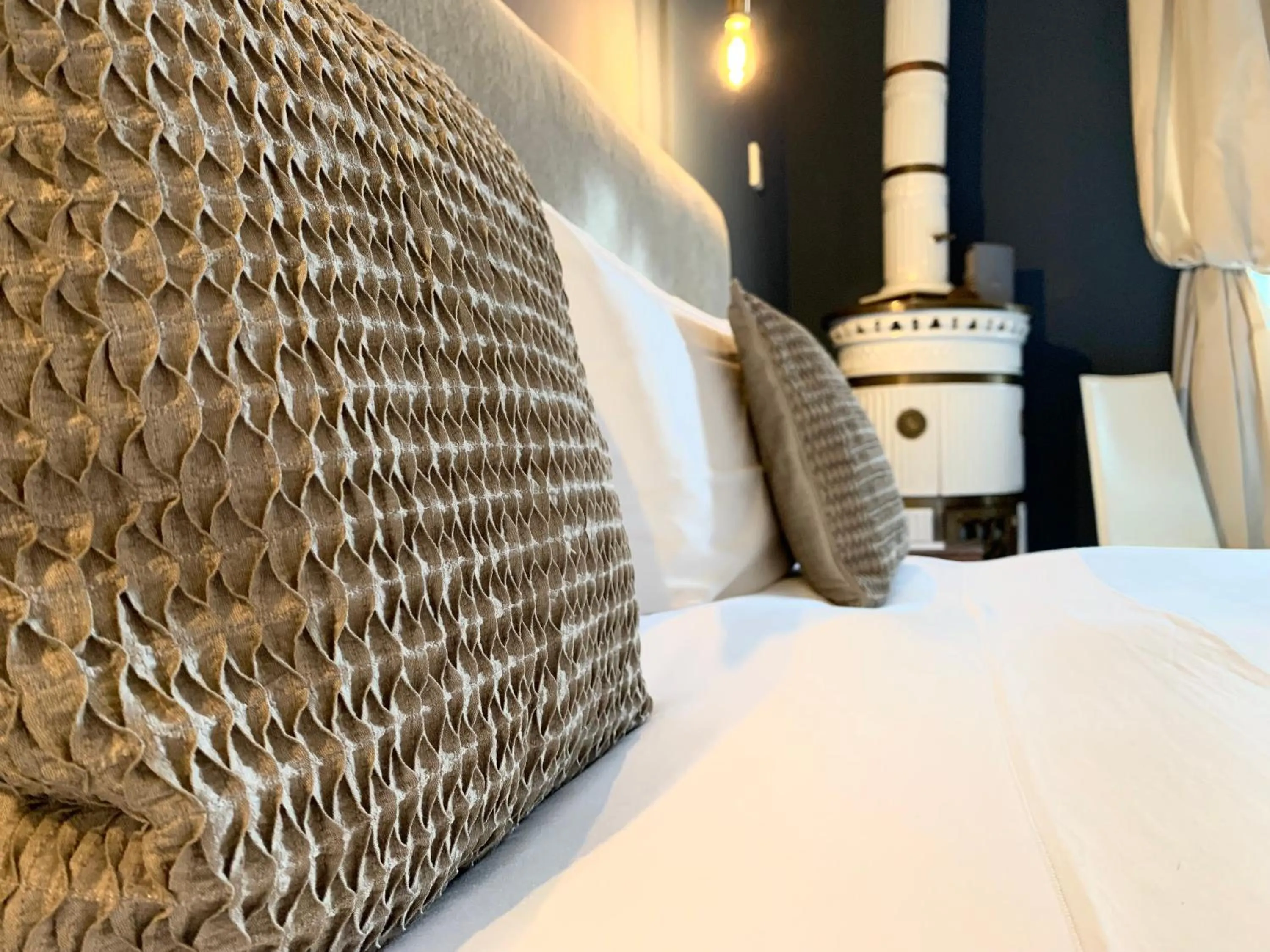 Bed in Hôtel Particulier Le 28 - Spa & Art Luxury Design by Alain Ducasse