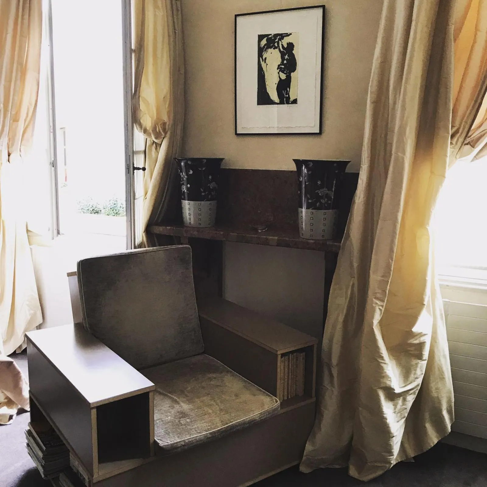 Photo of the whole room in Hôtel Particulier Le 28 - Spa & Art Luxury Design by Alain Ducasse