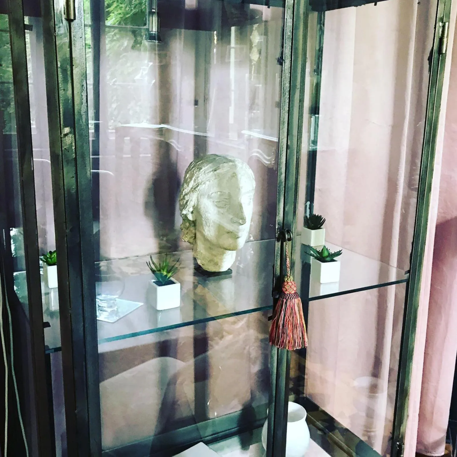 Decorative detail in Hôtel Particulier Le 28 - Spa & Art Luxury Design by Alain Ducasse