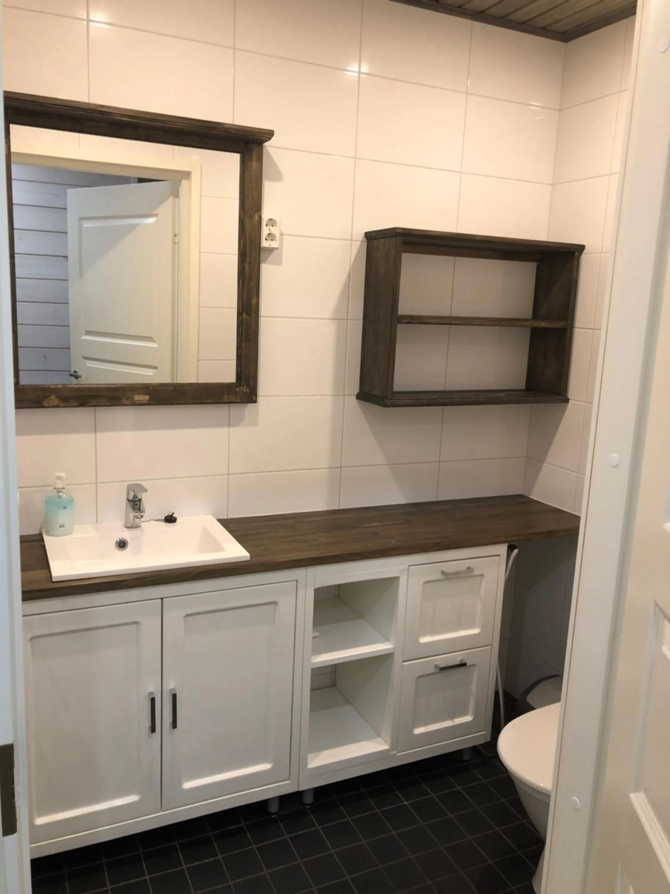 Toilet in Willa Pihlaja