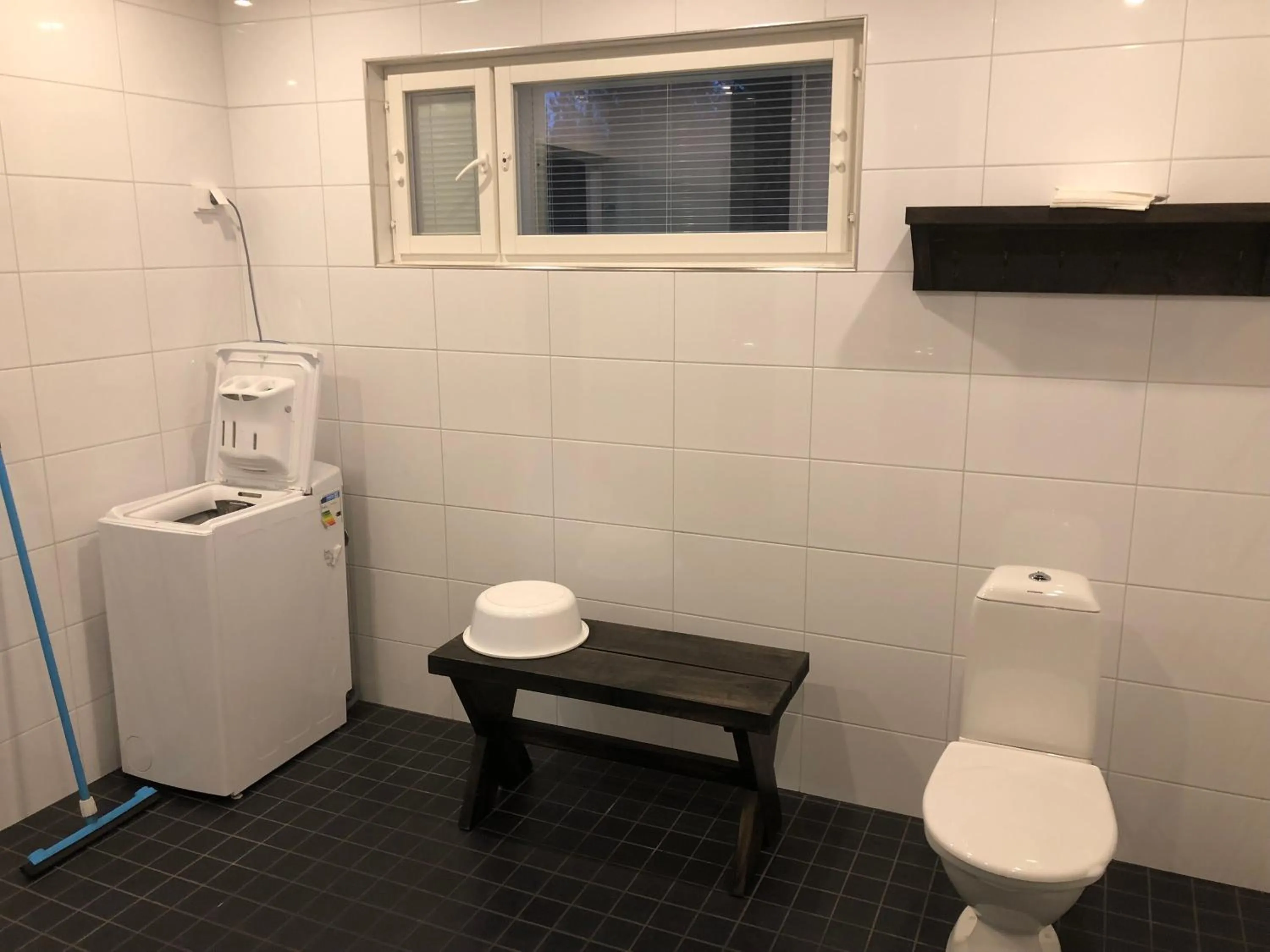 Toilet in Willa Pihlaja