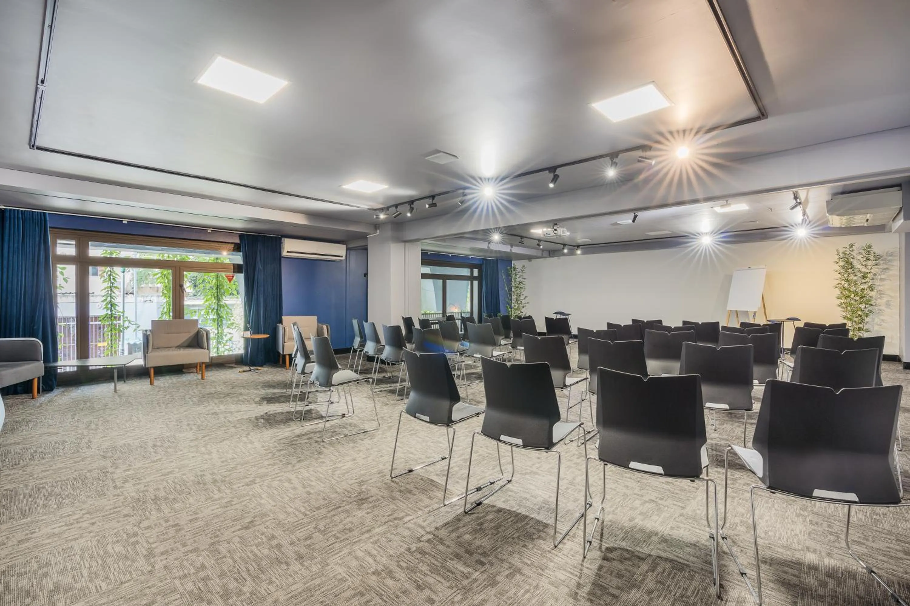 Meeting/conference room in Swan Generation Porto Alegre