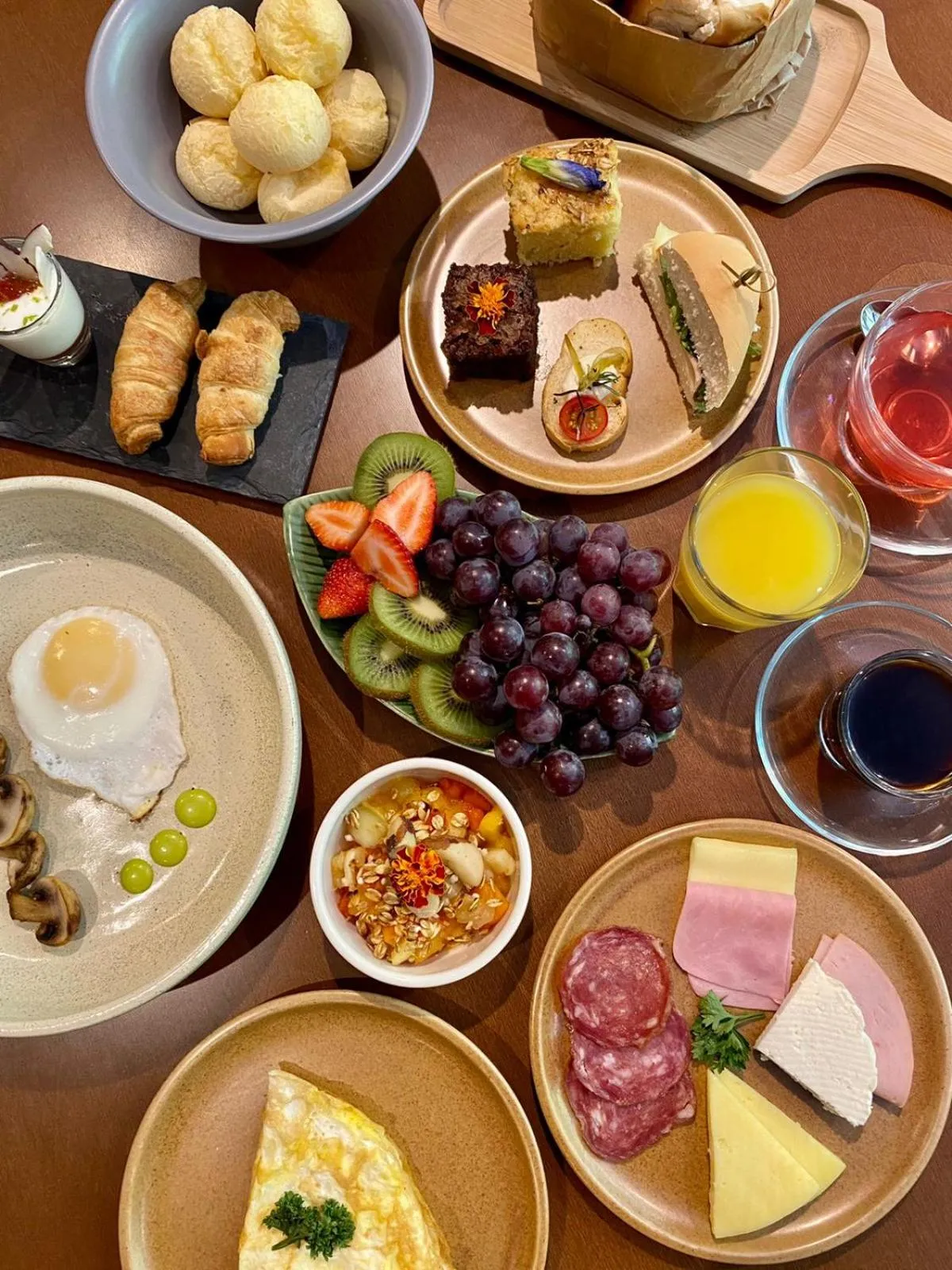 Restaurant/places to eat in Swan Generation Porto Alegre