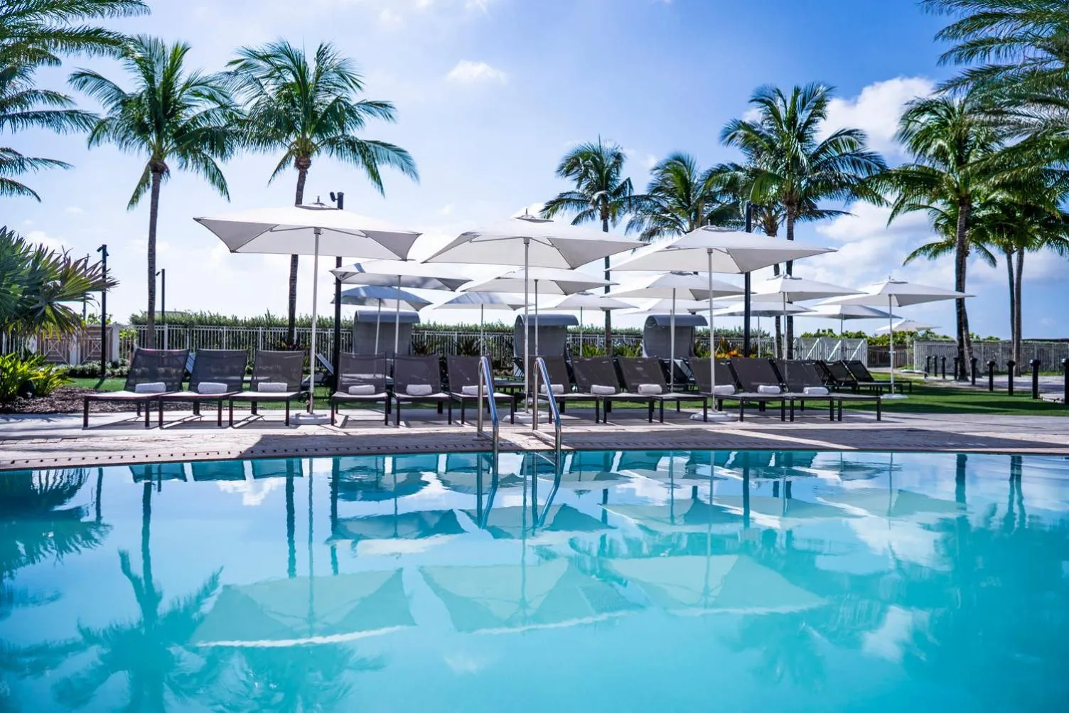 Pool view in Eden Roc Miami Beach