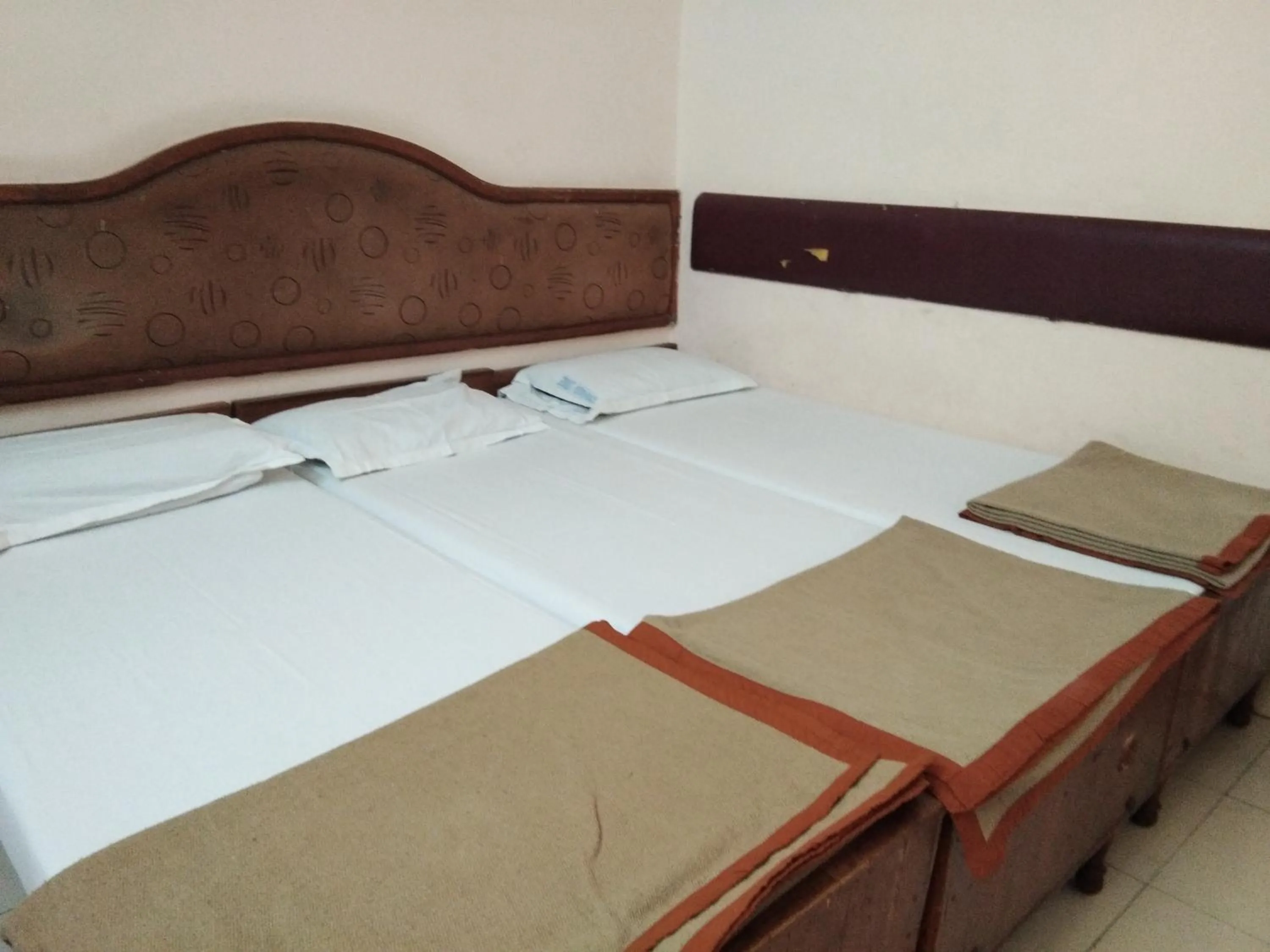 Bedroom in Srinivasa Lodge