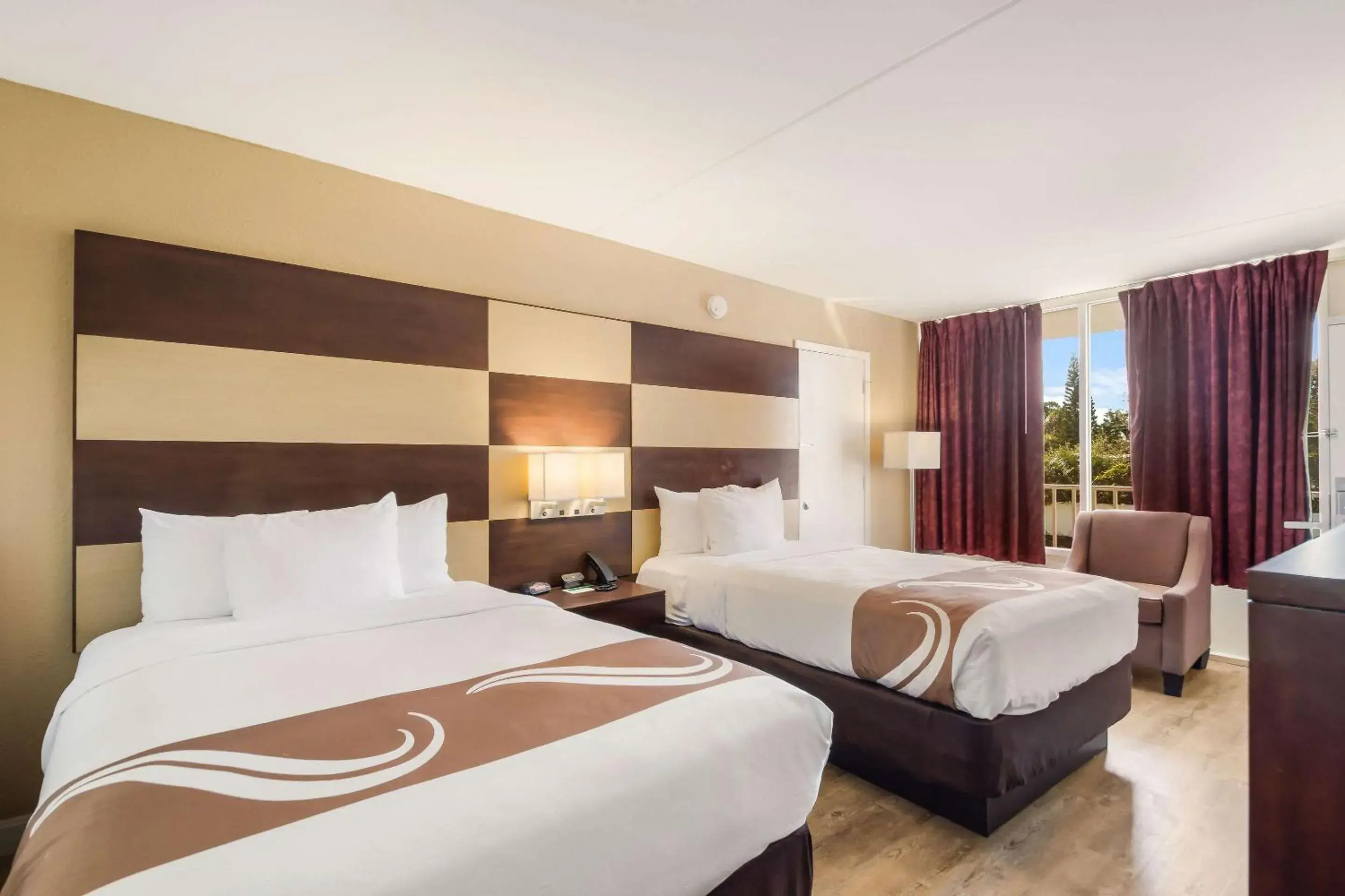 Photo of the whole room, Bed in Quality Inn Bradenton - Sarasota North Photo of the whole room, Bed in Quality Inn Bradenton - Sarasota North