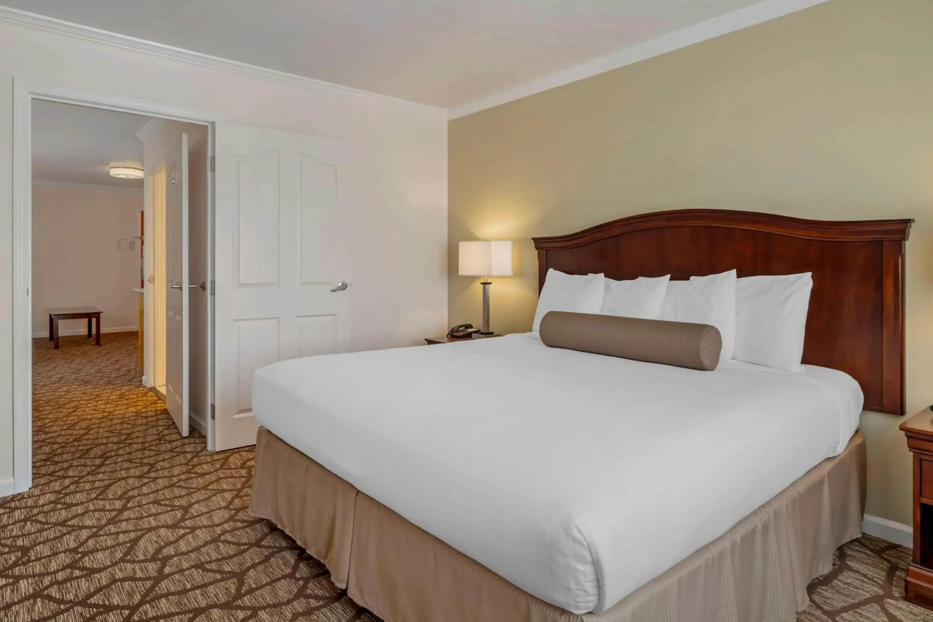 Bedroom, Bed in Best Western Salinas Monterey Bedroom, Bed in Best Western Salinas Monterey