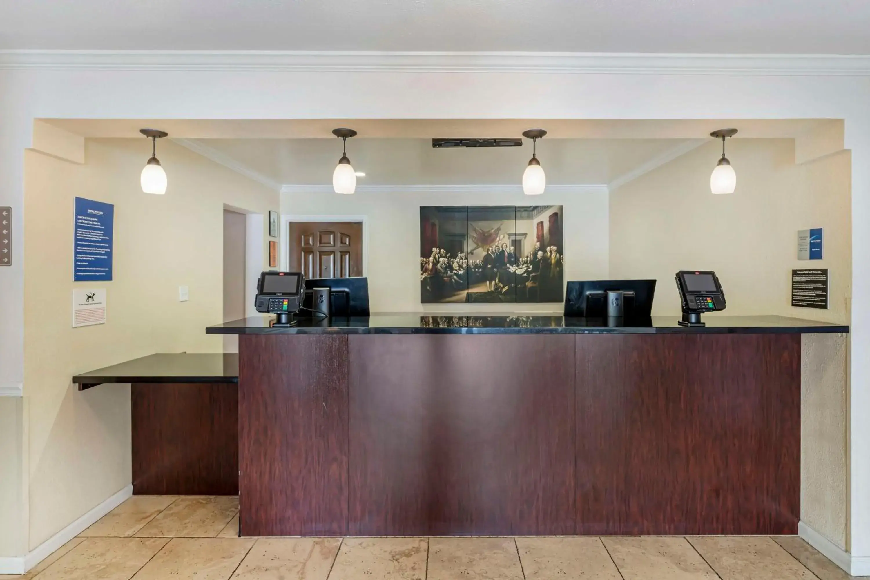 Lobby or reception in Best Western Salinas Monterey Lobby or reception in Best Western Salinas Monterey