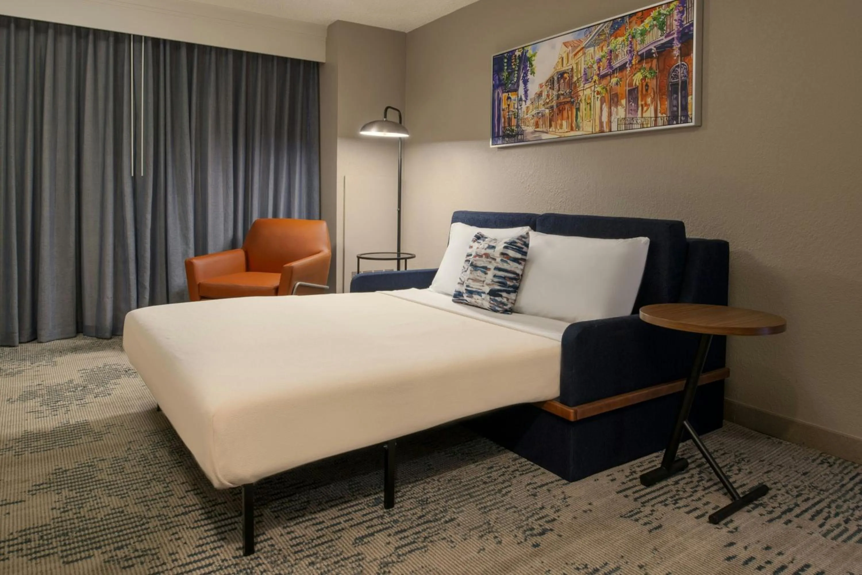 Photo of the whole room, Bed in Courtyard by Marriott New Orleans Warehouse Arts District