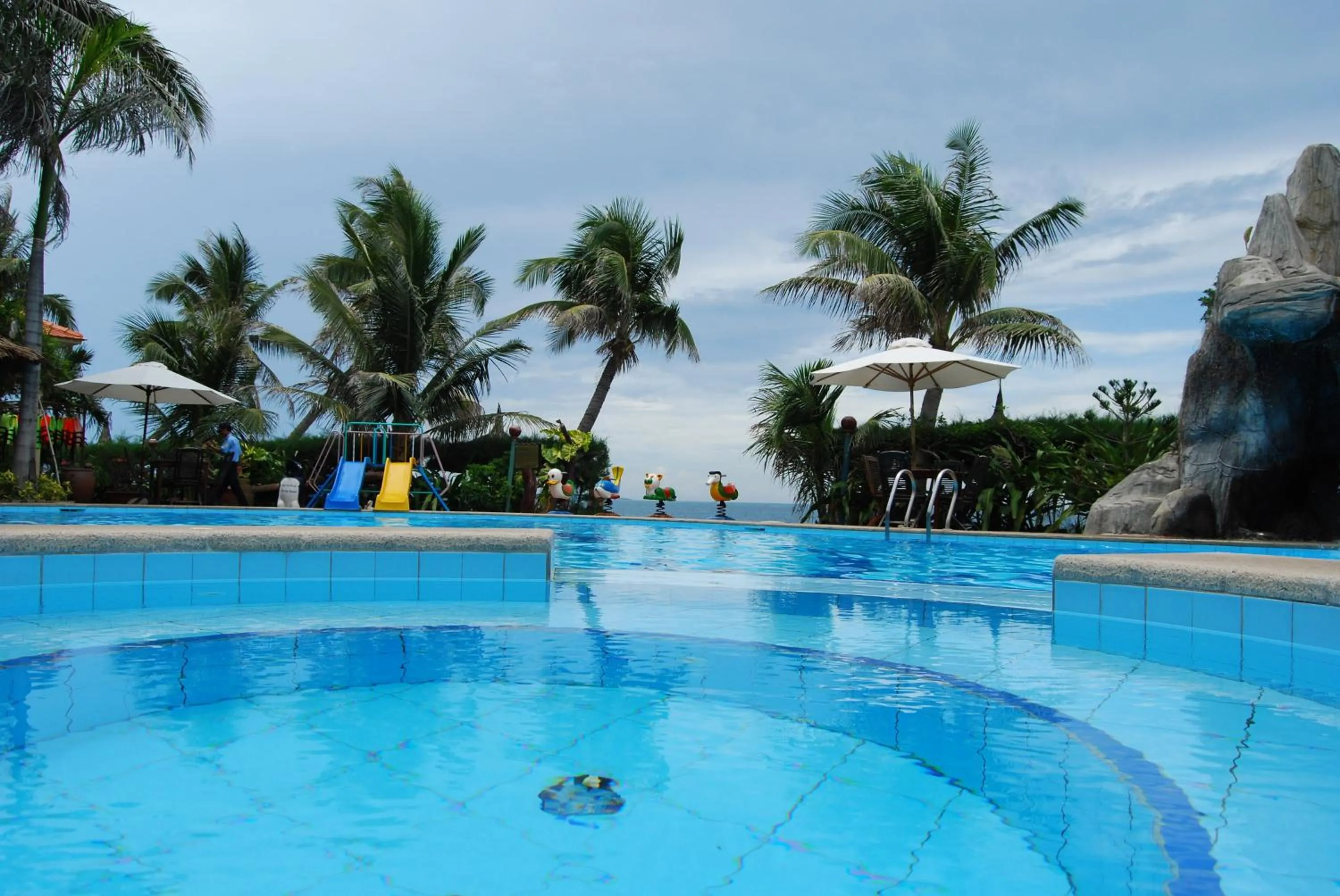 Swimming pool in TIEN DAT MUI NE Resort & Spa
