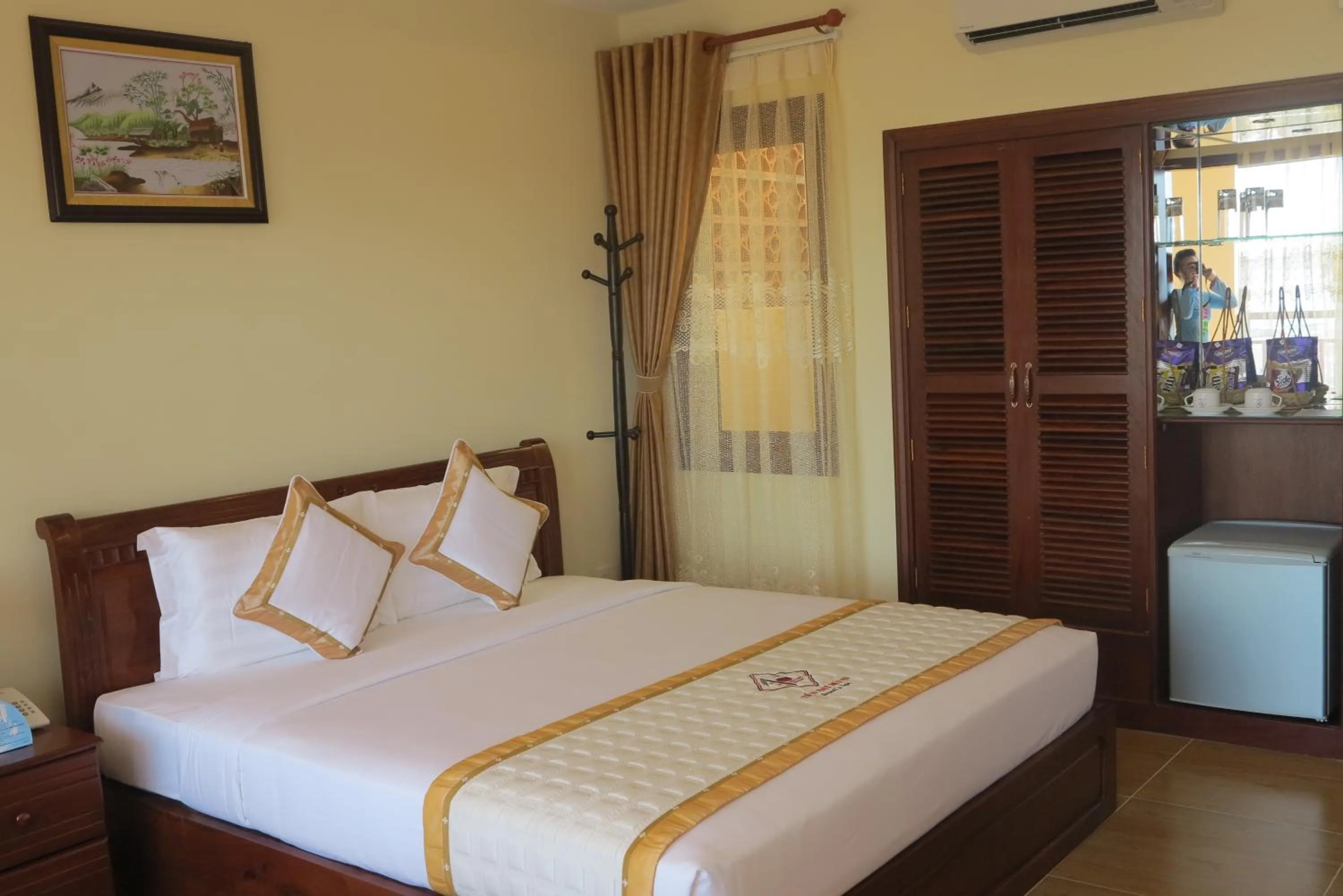 Bed in TIEN DAT MUI NE Resort & Spa