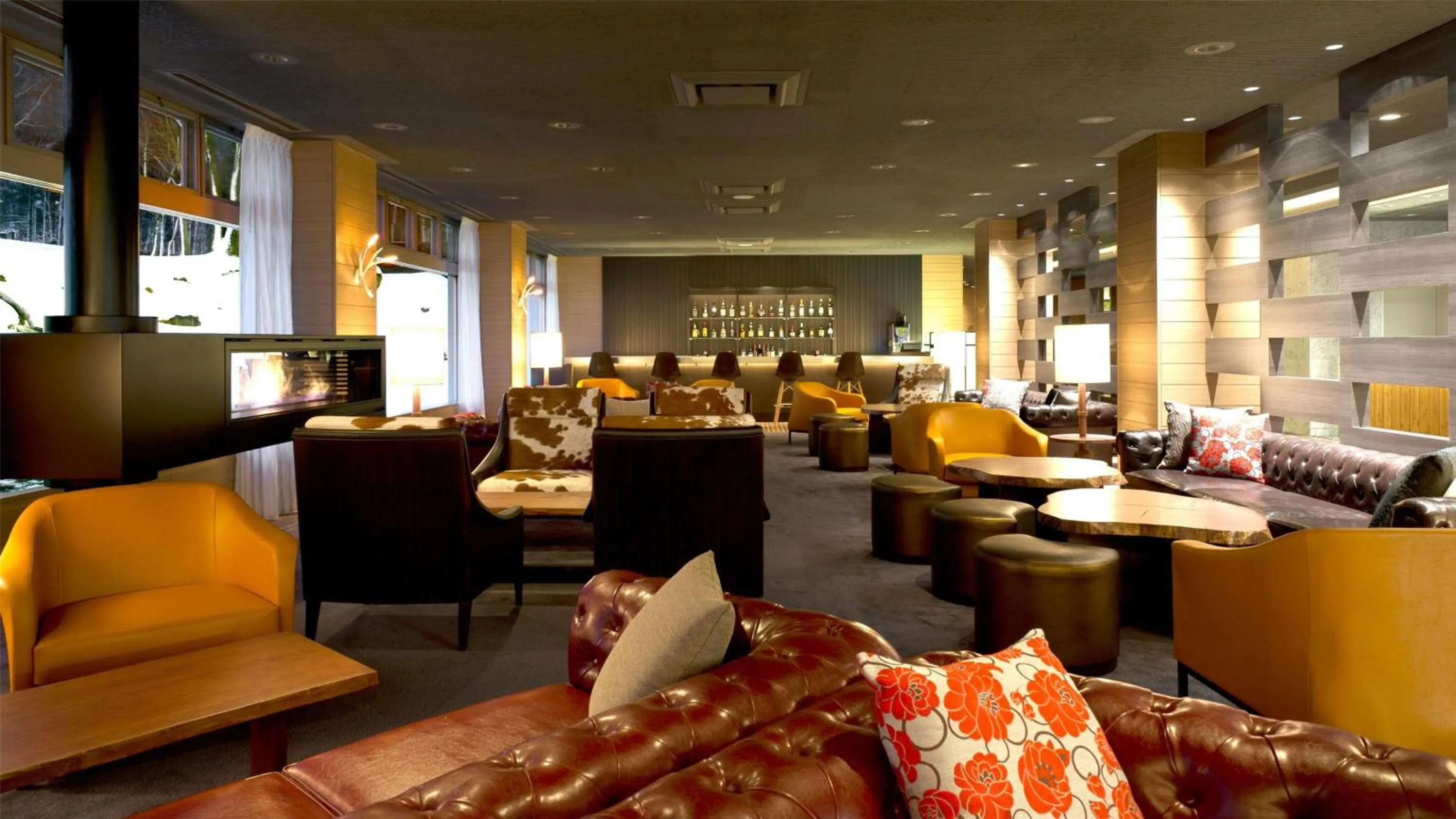 Lounge or bar in The Green Leaf Niseko Village, Tapestry Collection by Hilton