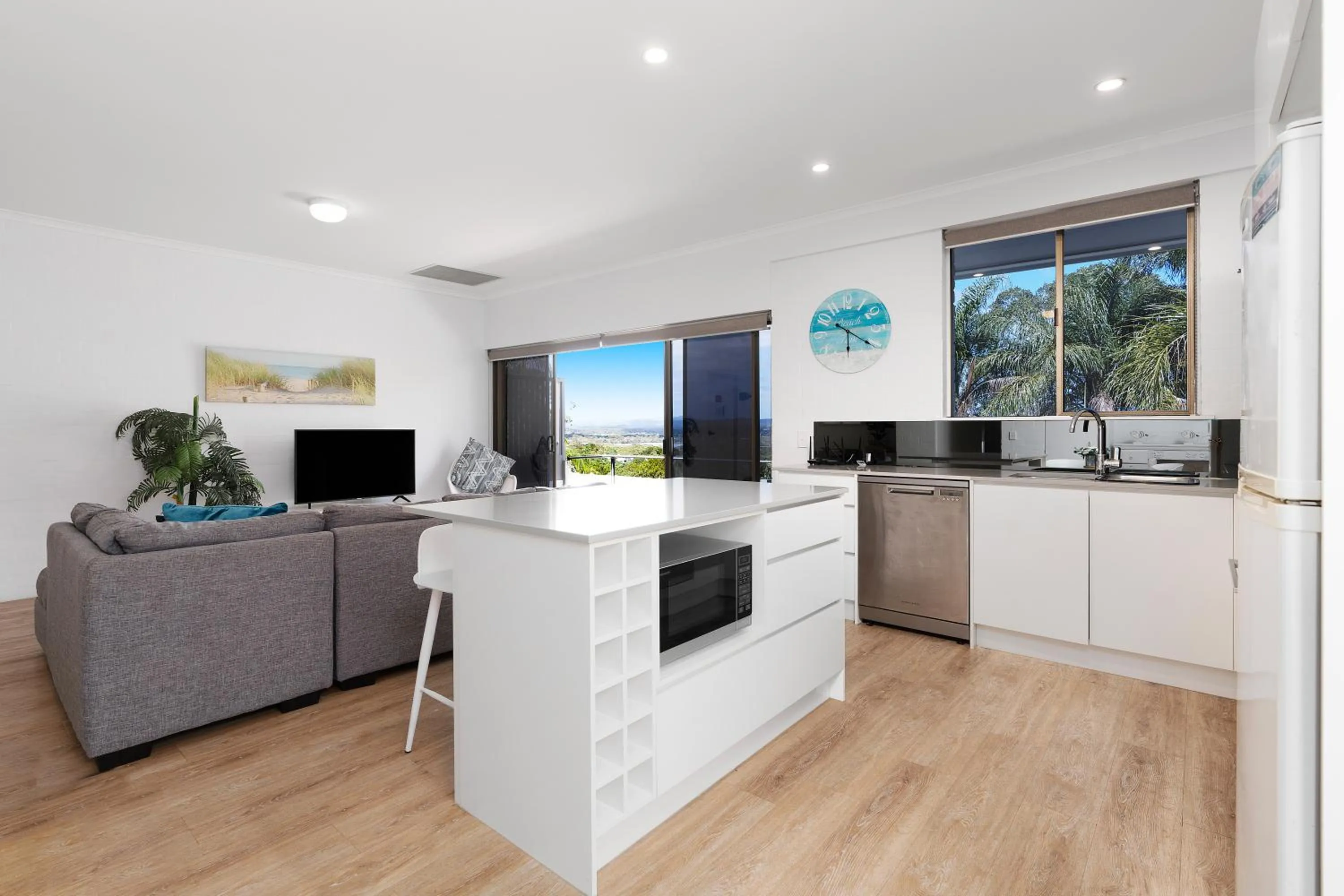 Kitchen or kitchenette in Noosa International Resort