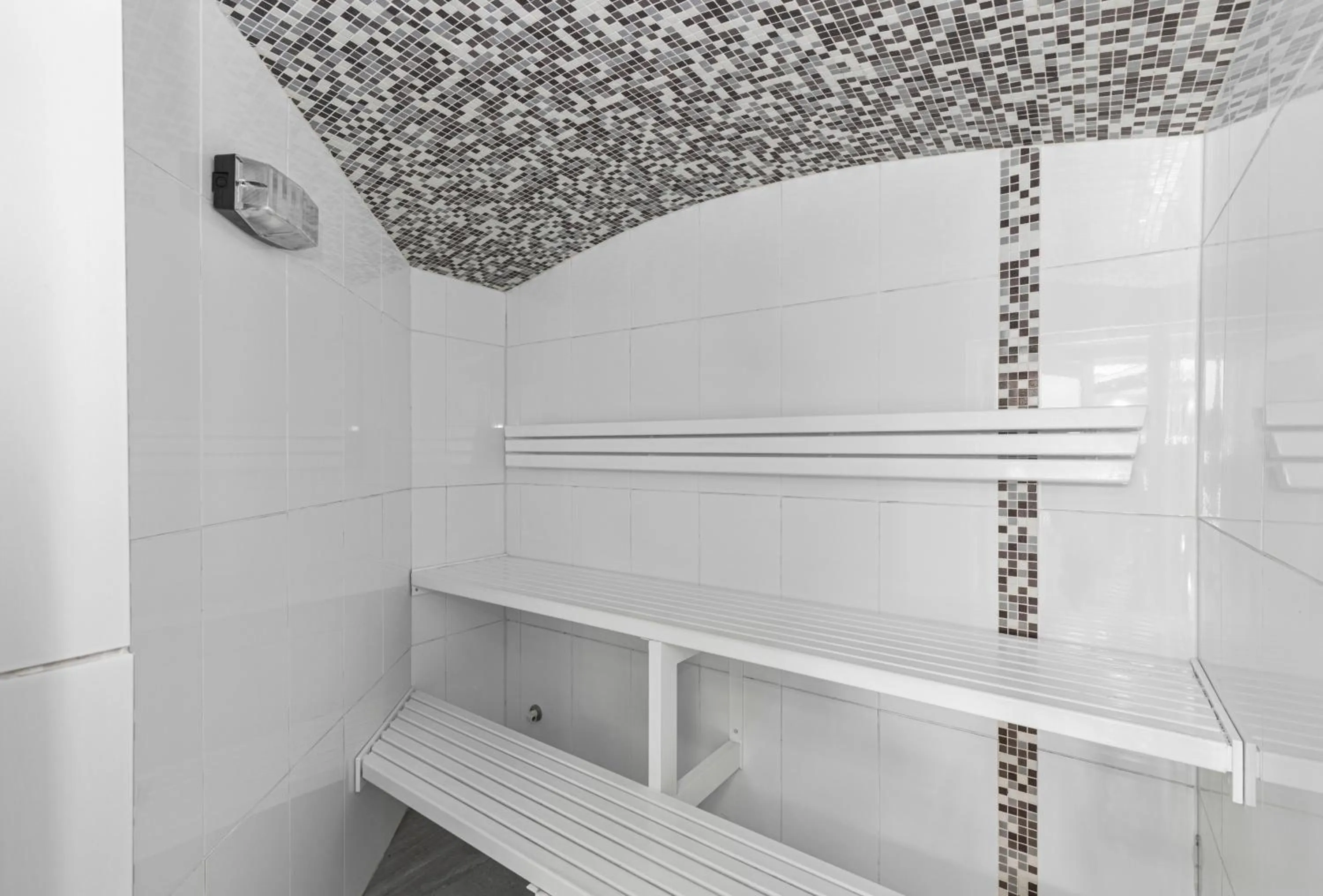 Steam room in Noosa International Resort