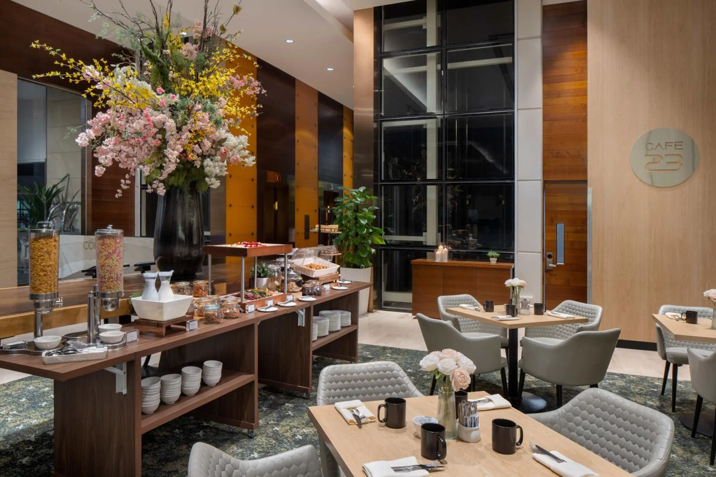 Restaurant/places to eat in Park Regis by Prince Singapore - Newly Renovated Restaurant/places to eat in Park Regis by Prince Singapore - Newly Renovated