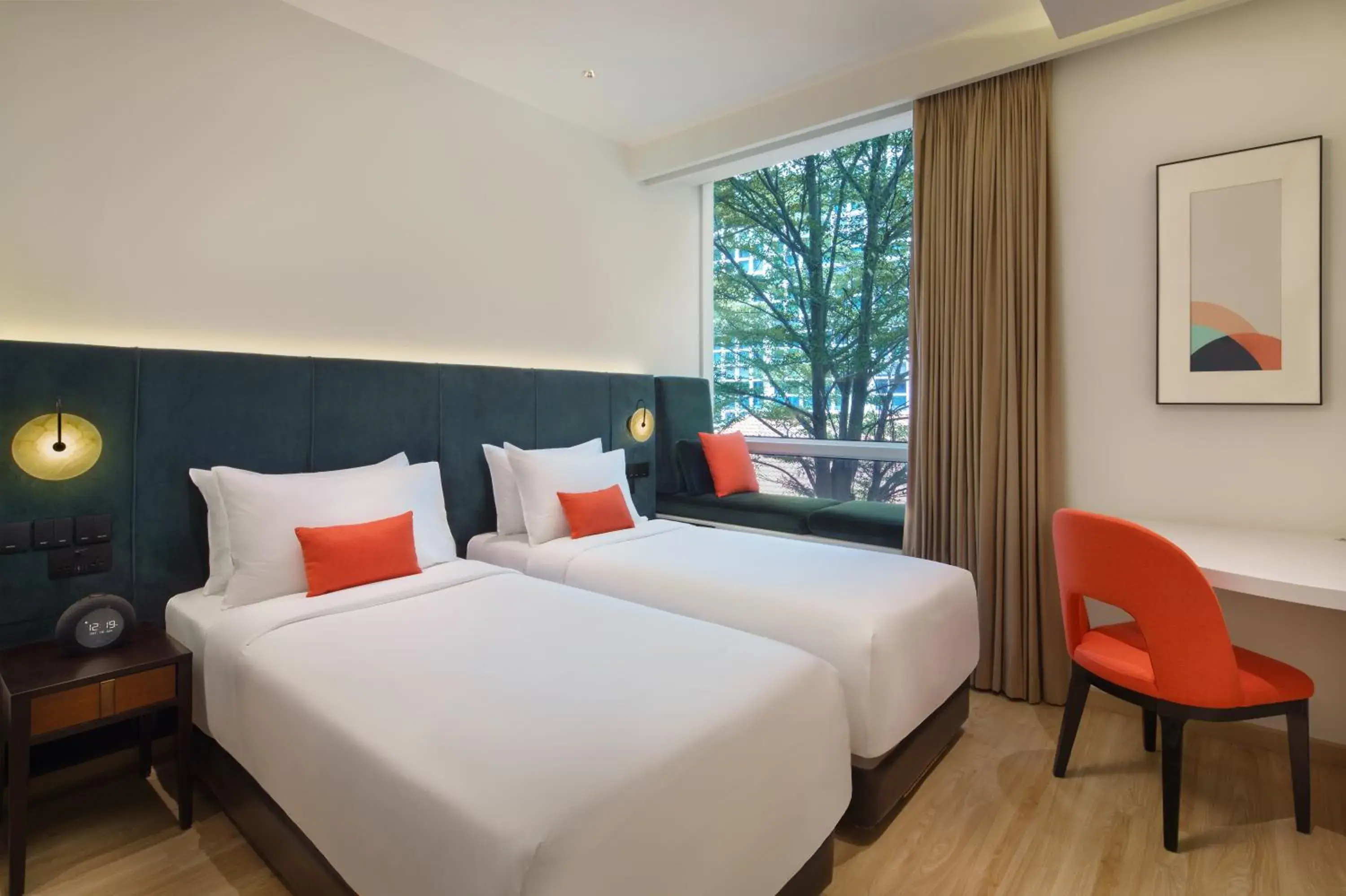 Bed in Park Regis by Prince Singapore - Newly Renovated Bed in Park Regis by Prince Singapore - Newly Renovated