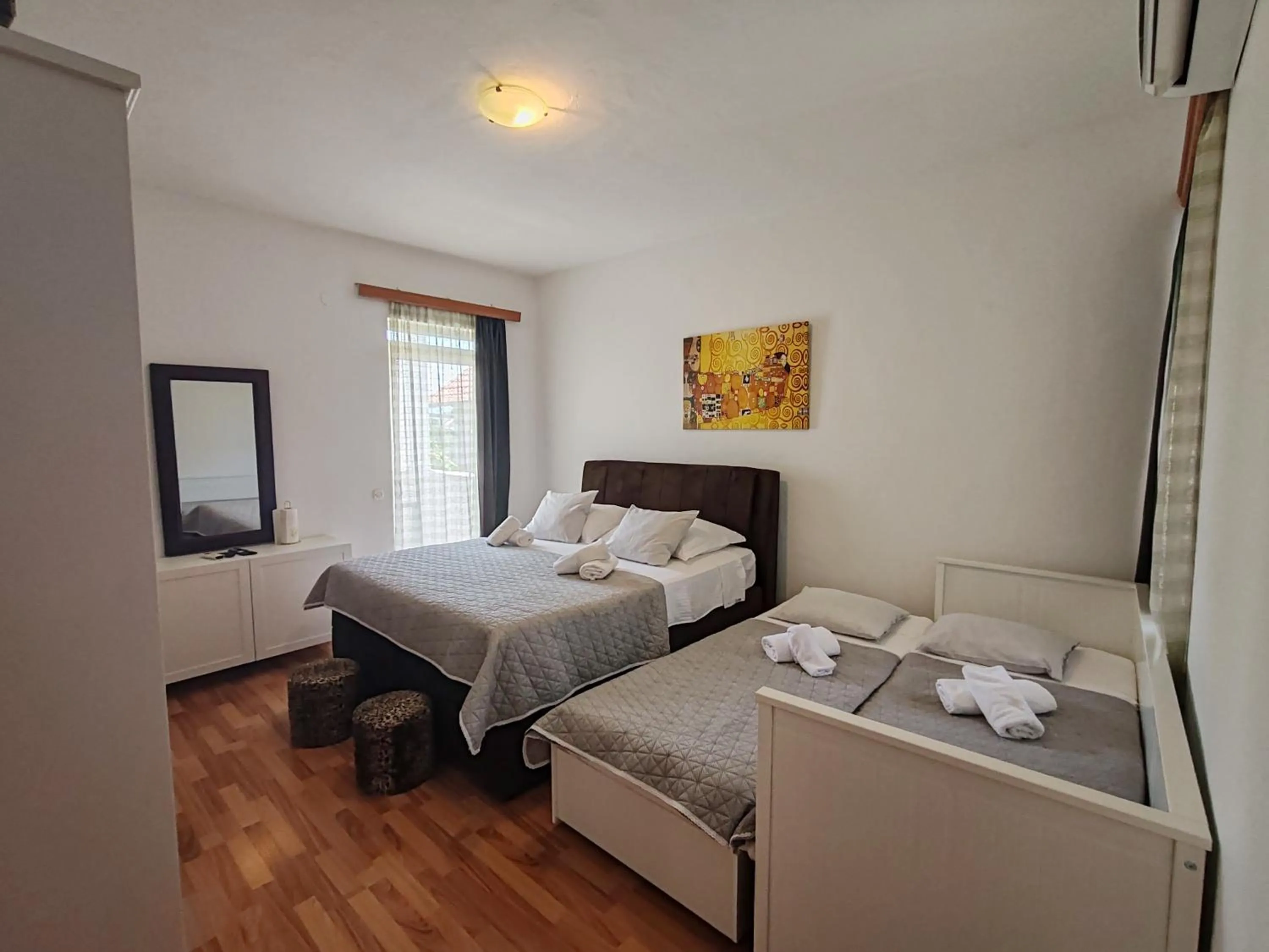 Bedroom, Bed in Apartments and pansion M&R