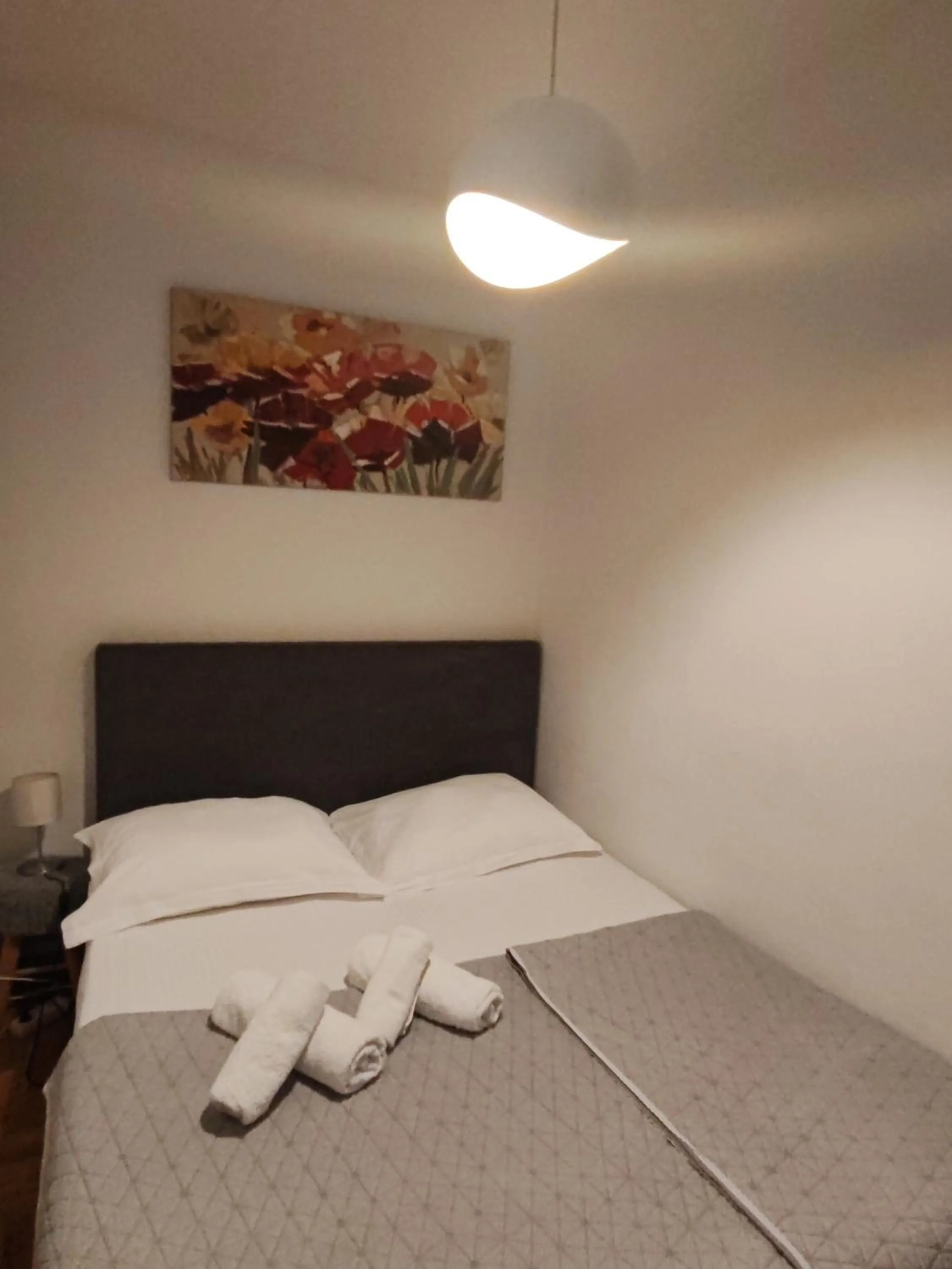 Bed in Apartments and pansion M&R