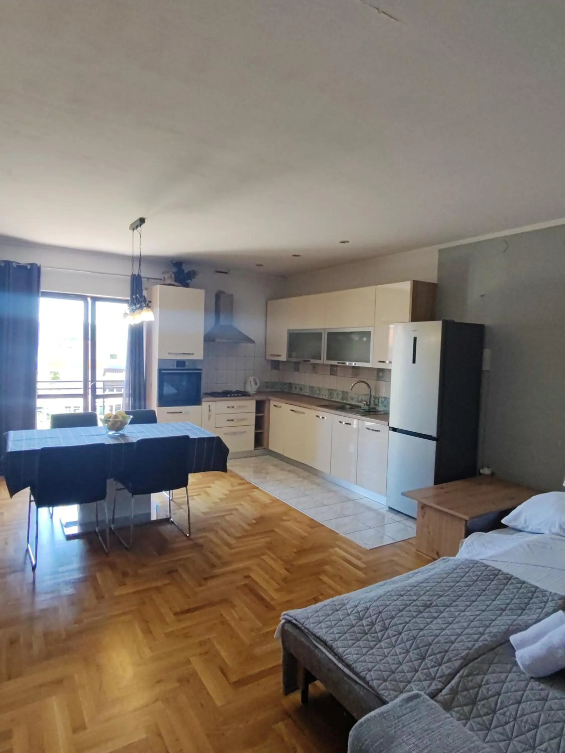 Kitchen or kitchenette in Apartments and pansion M&R