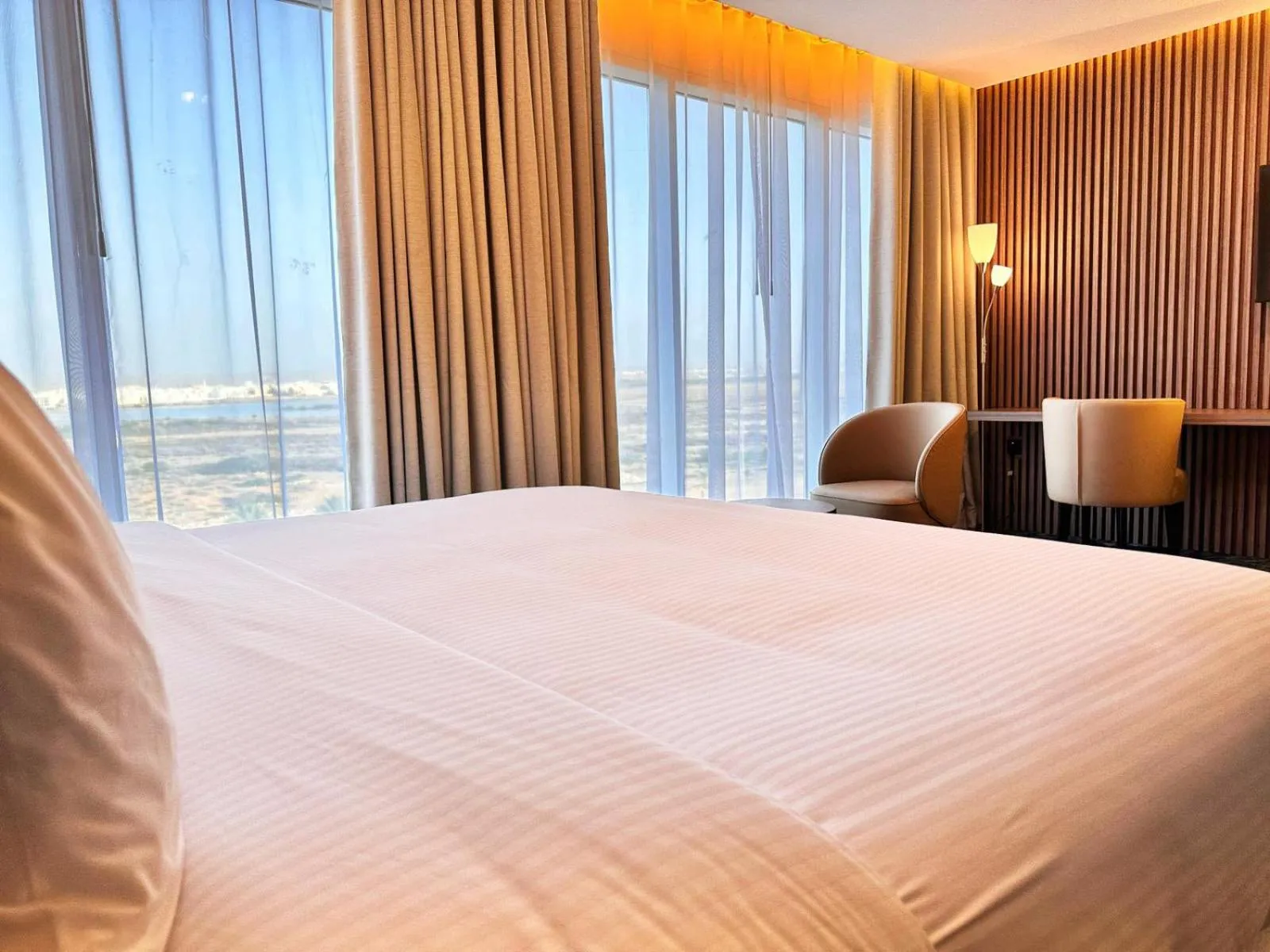 Bed in Sur Grand Hotel