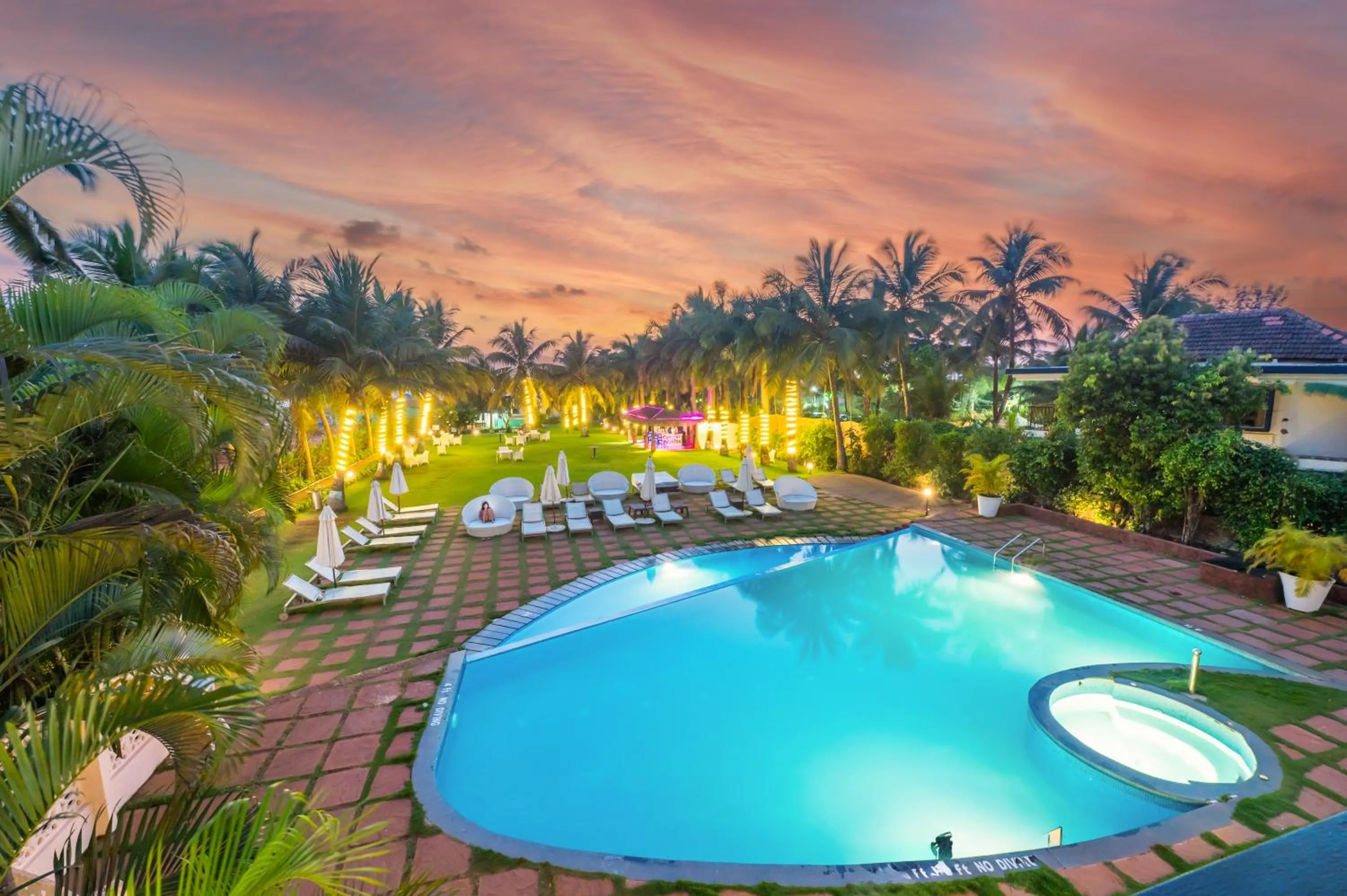 Swimming pool in O Hotel Goa, Candolim Beach