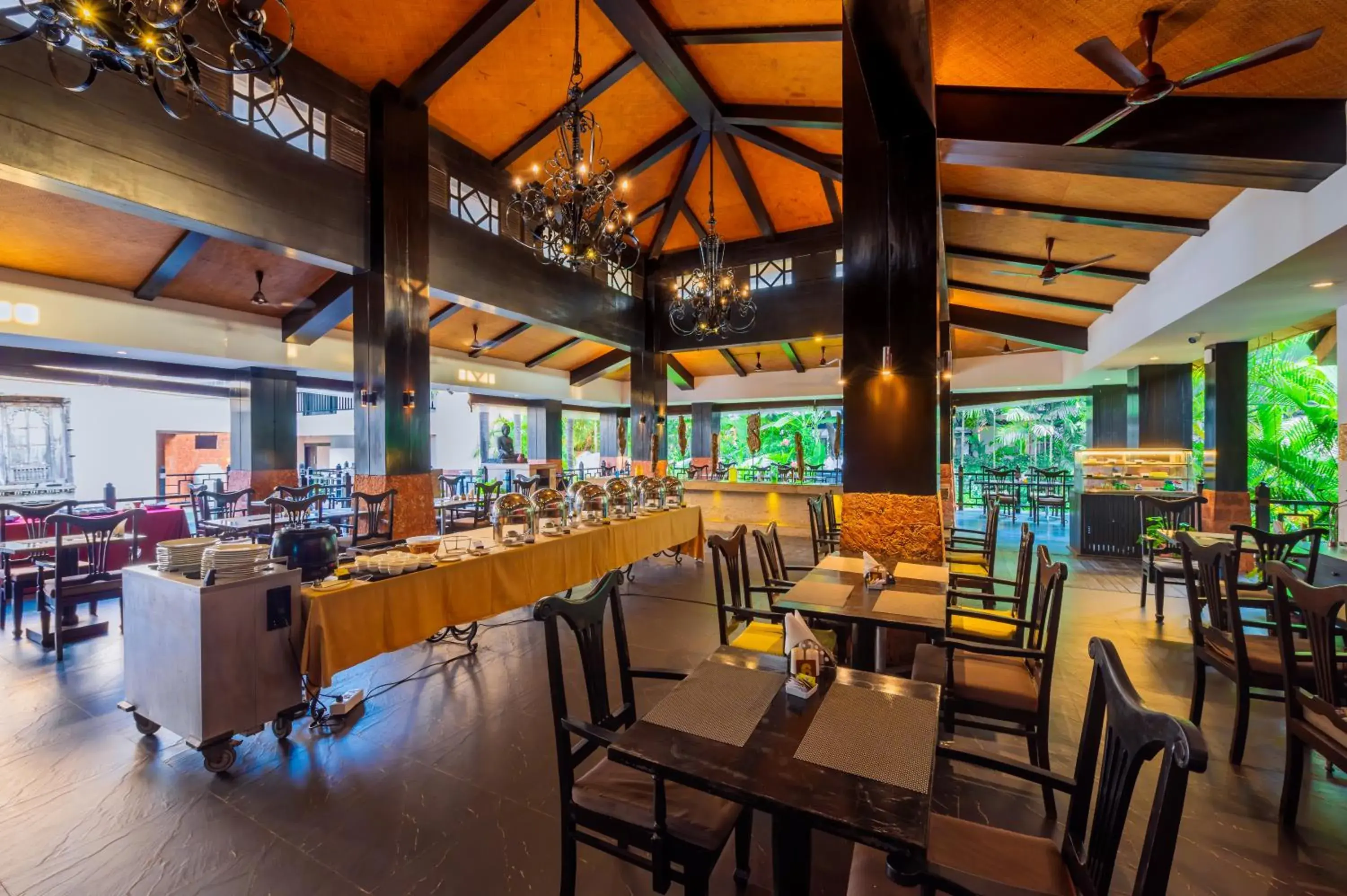 Restaurant/places to eat in O Hotel Goa, Candolim Beach Restaurant/places to eat in O Hotel Goa, Candolim Beach