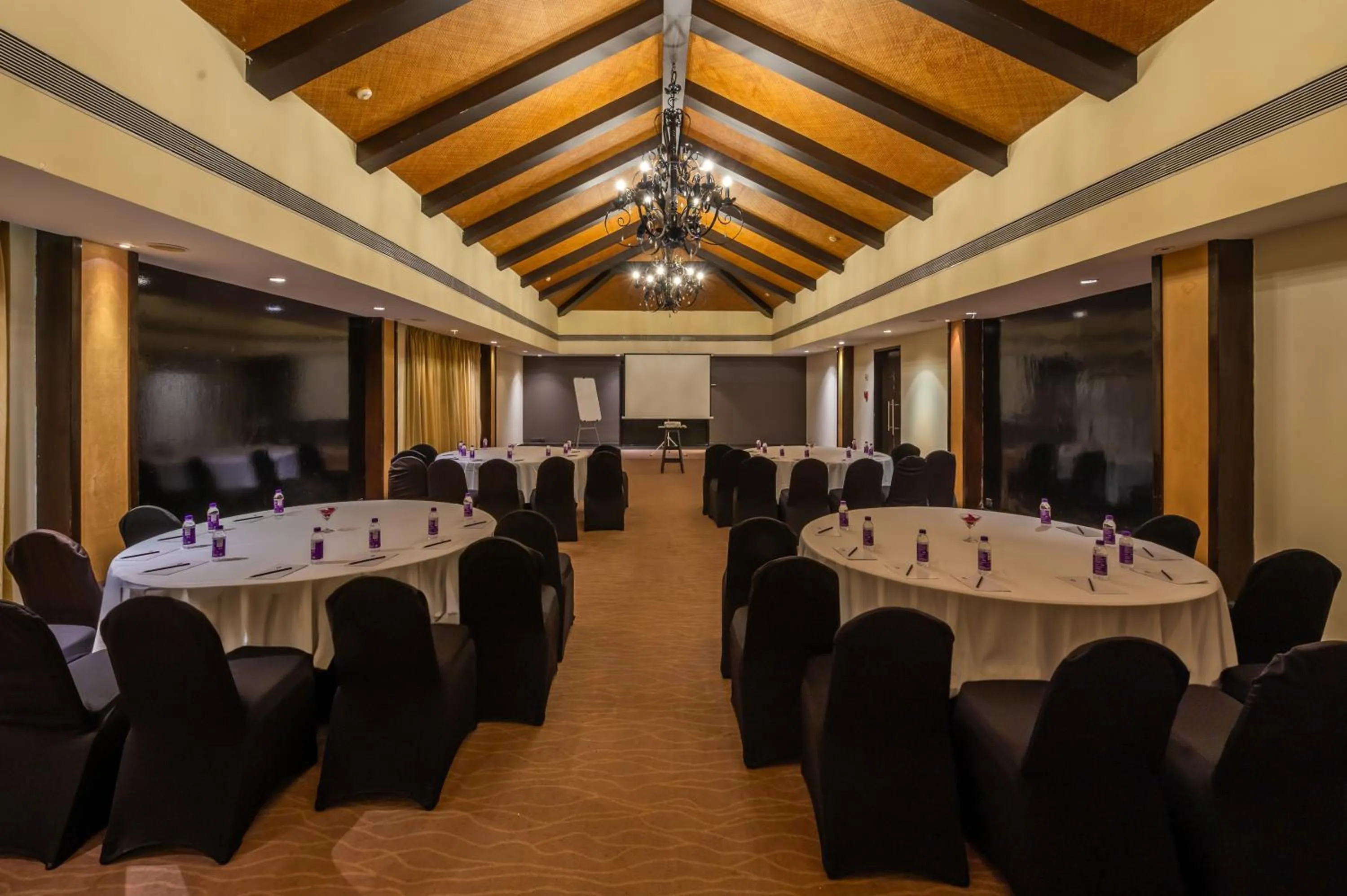 Business facilities in O Hotel Goa, Candolim Beach