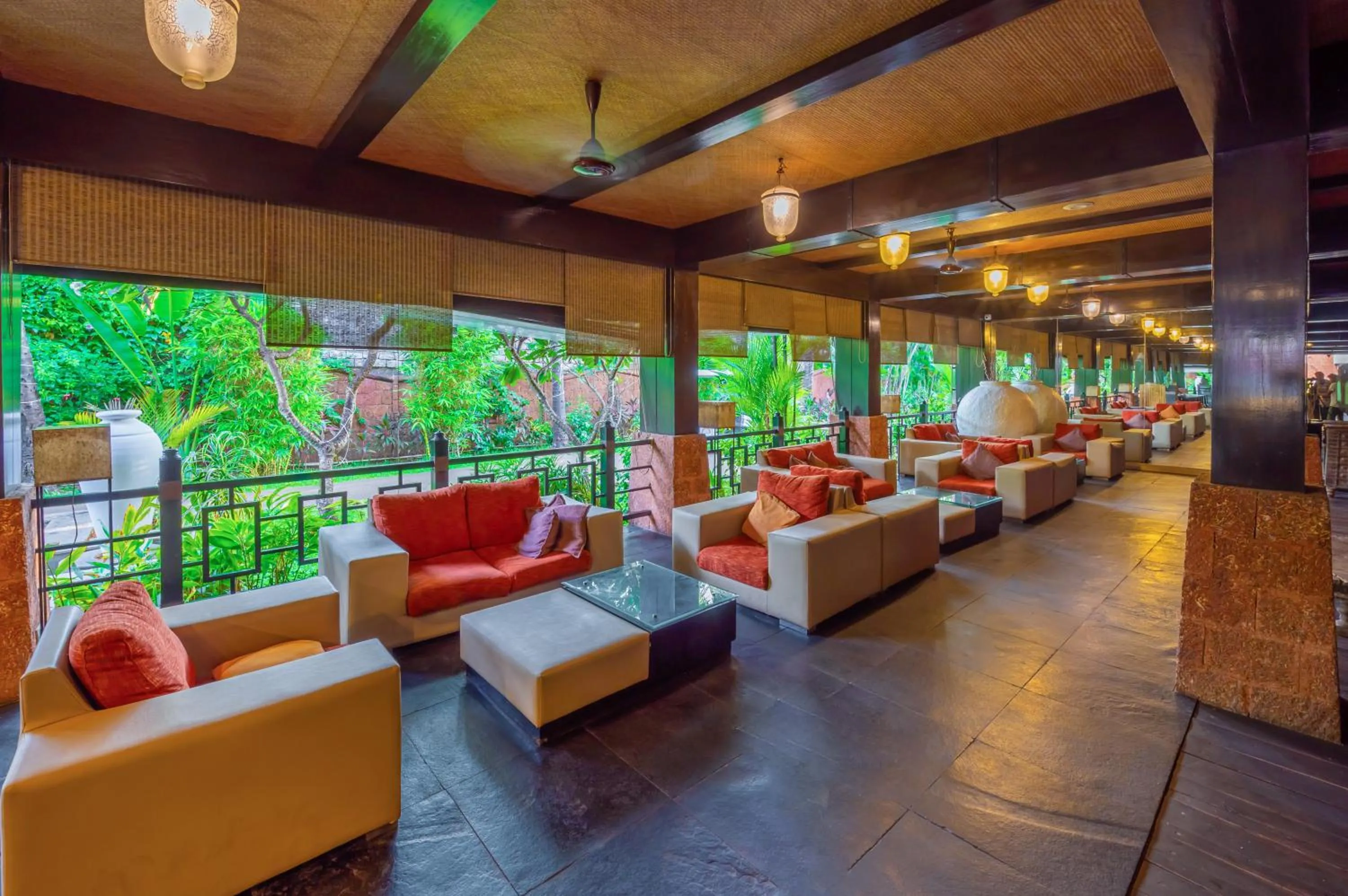 Lobby or reception in O Hotel Goa, Candolim Beach