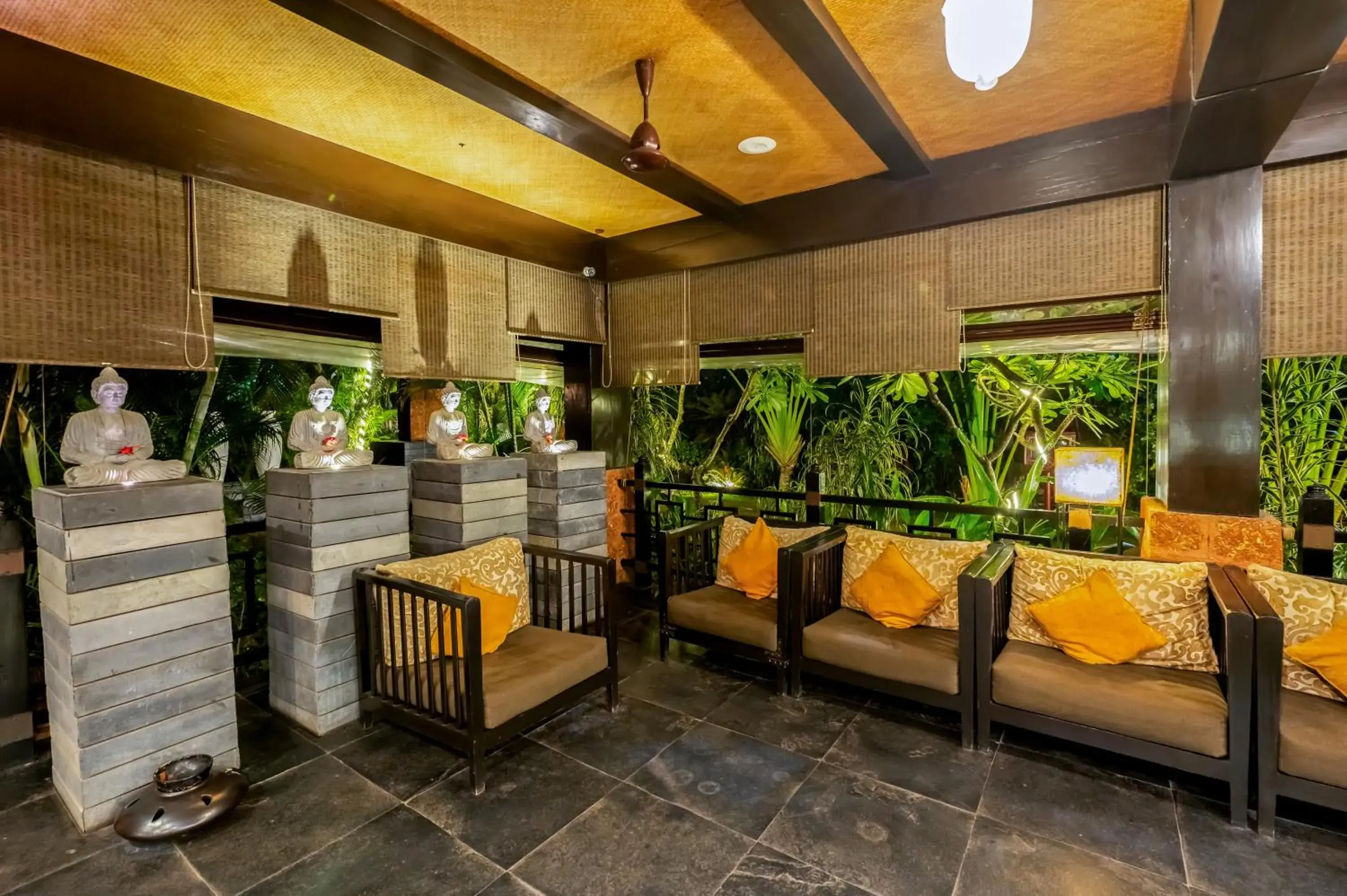 Lobby or reception in O Hotel Goa, Candolim Beach Lobby or reception in O Hotel Goa, Candolim Beach