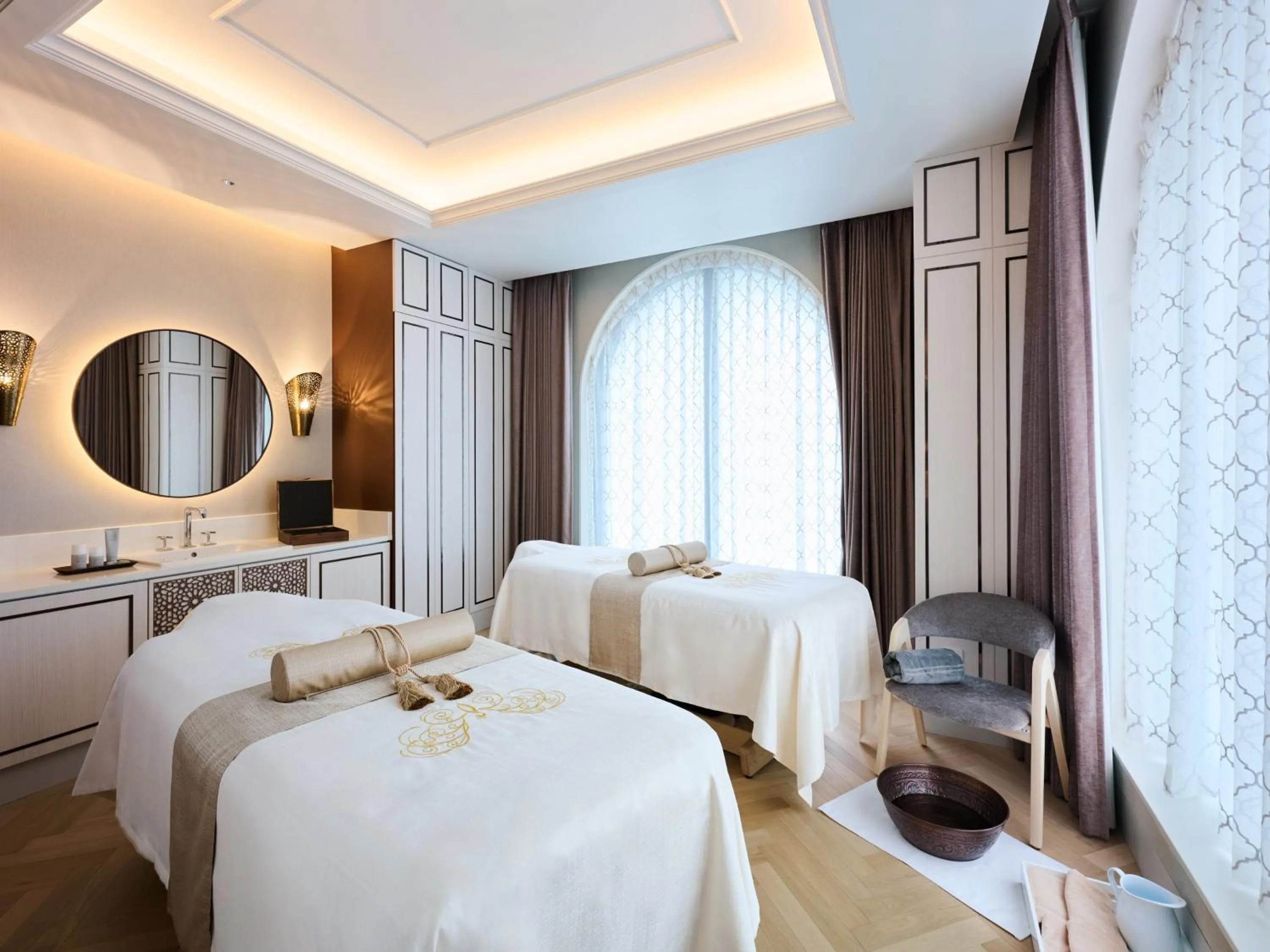 Spa and wellness centre/facilities, Bed in Nagoya Kanko Hotel