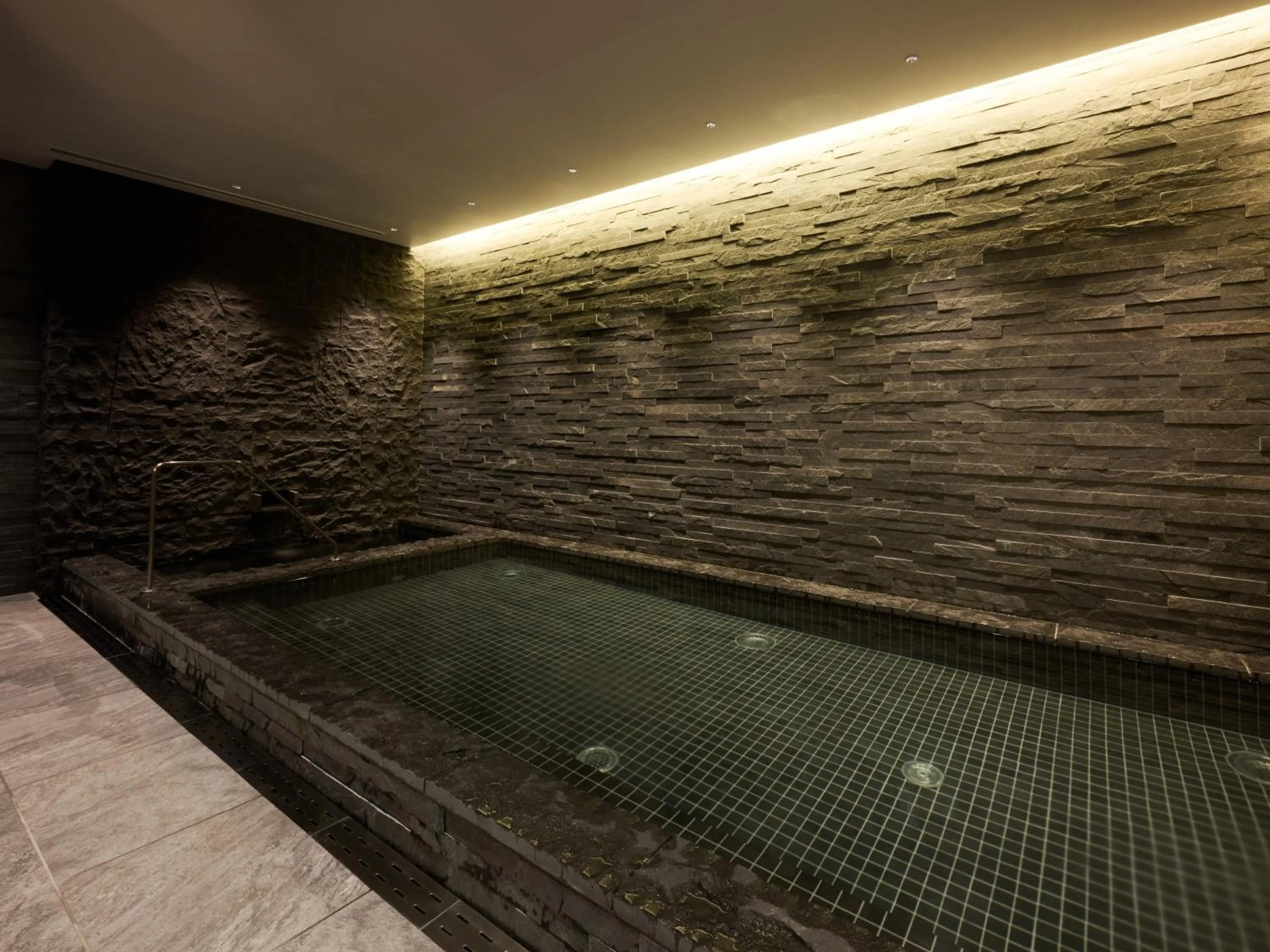 Public Bath in Nagoya Kanko Hotel