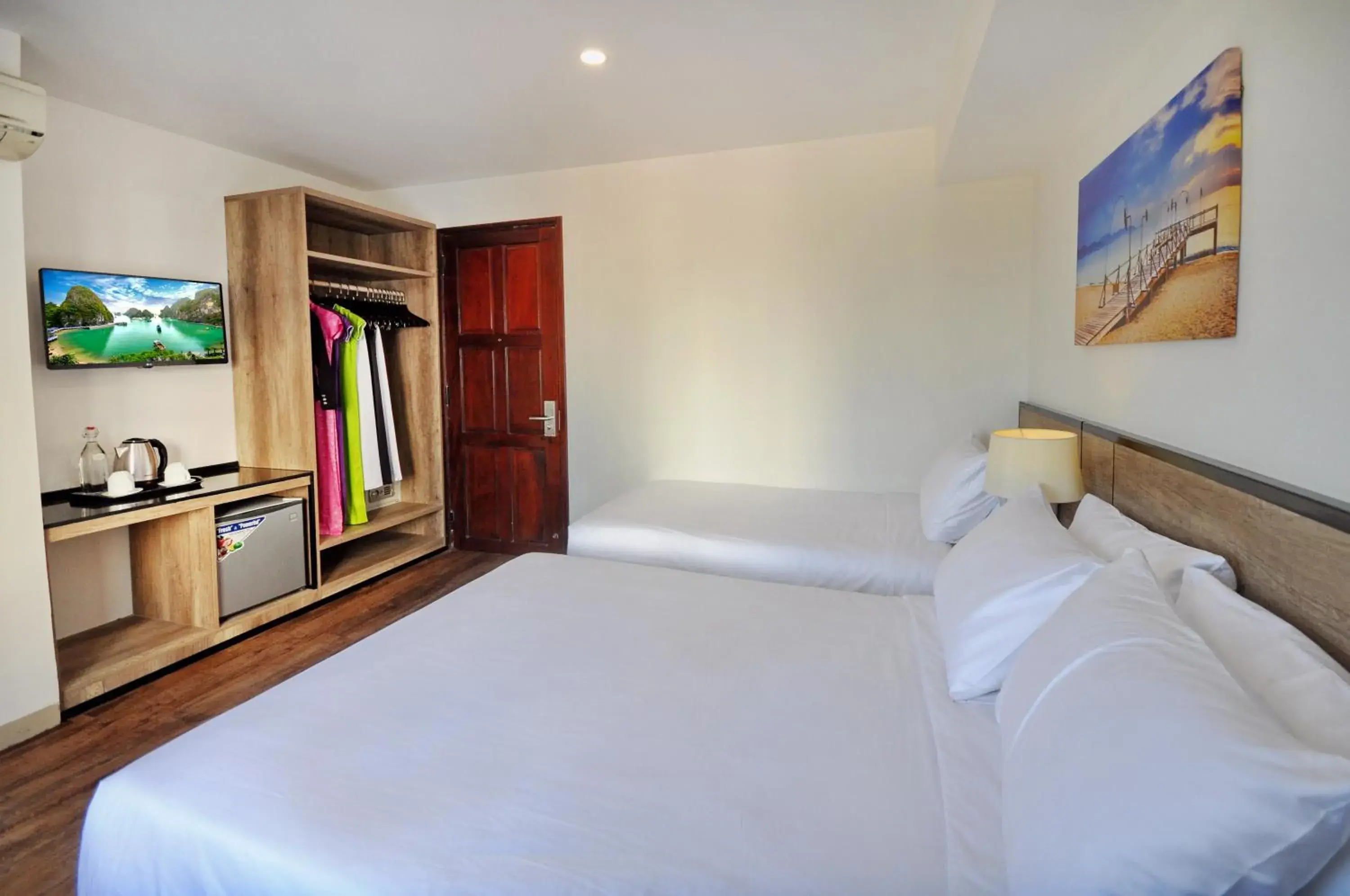 Superior Triple Room in Golden Lotus Hotel Superior Triple Room in Golden Lotus Hotel