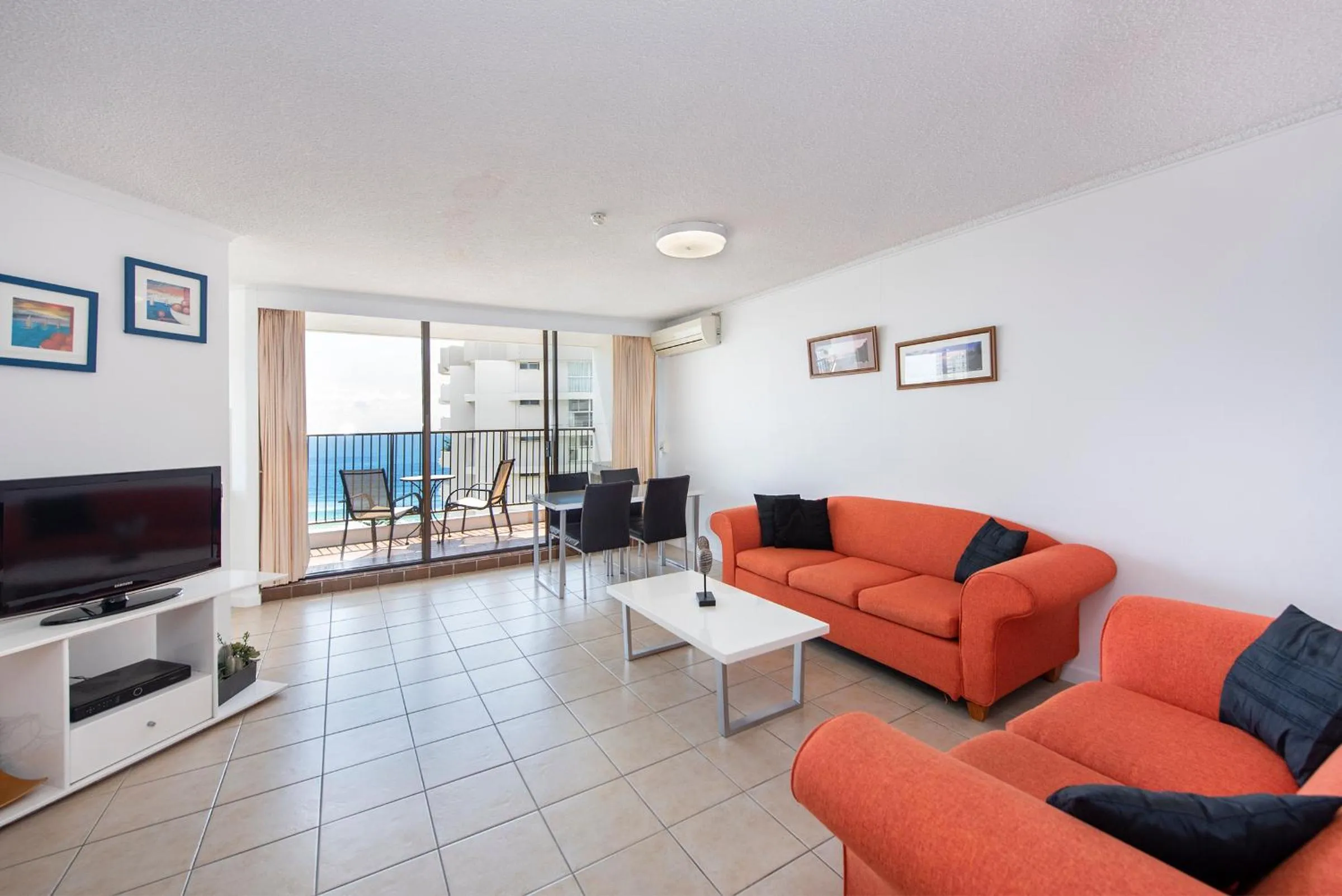 Living room in Horizons Holiday Apartments - OFFICIAL