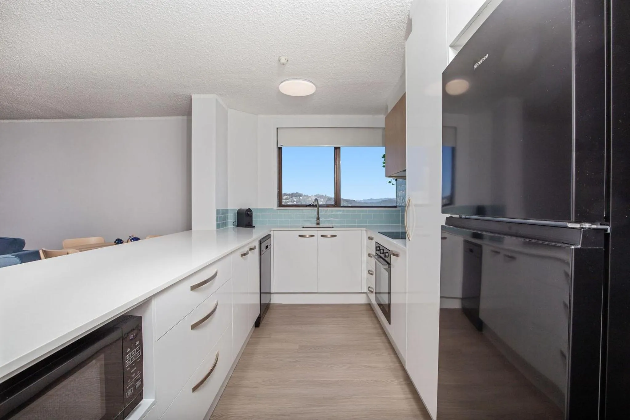 Kitchen or kitchenette in Horizons Holiday Apartments - OFFICIAL