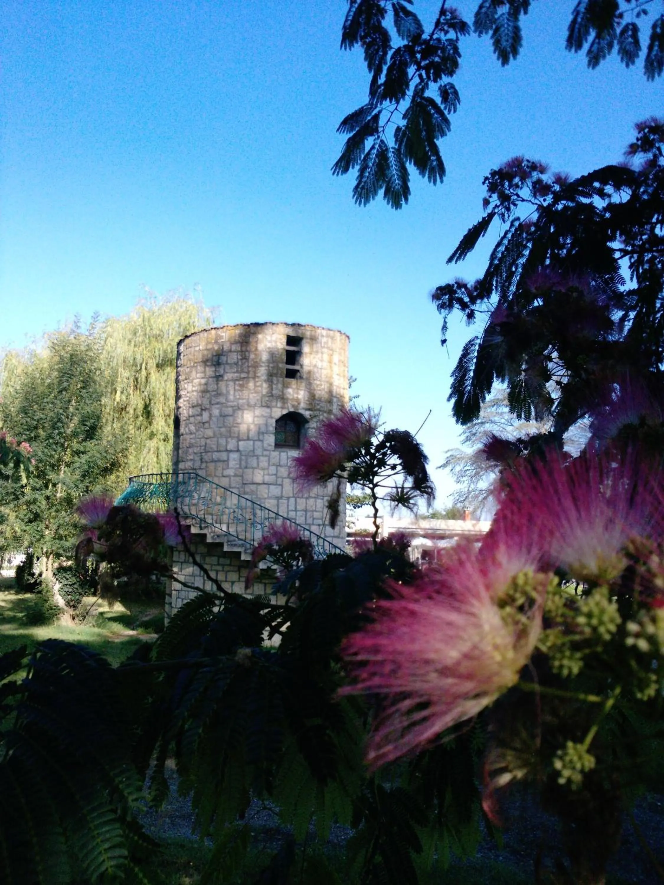 Facade/entrance in Logis Hôtel & Restaurant Le Fleurance