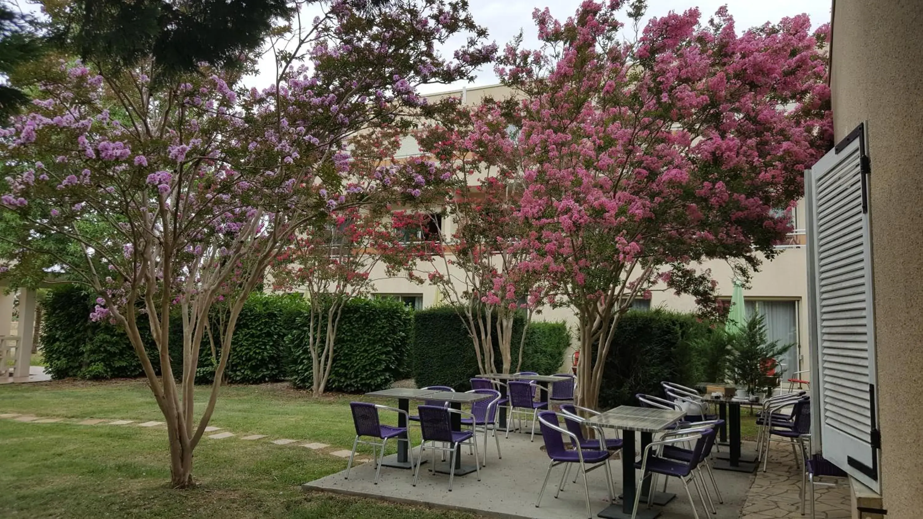 Breakfast in Logis Hôtel & Restaurant Le Fleurance Breakfast in Logis Hôtel & Restaurant Le Fleurance