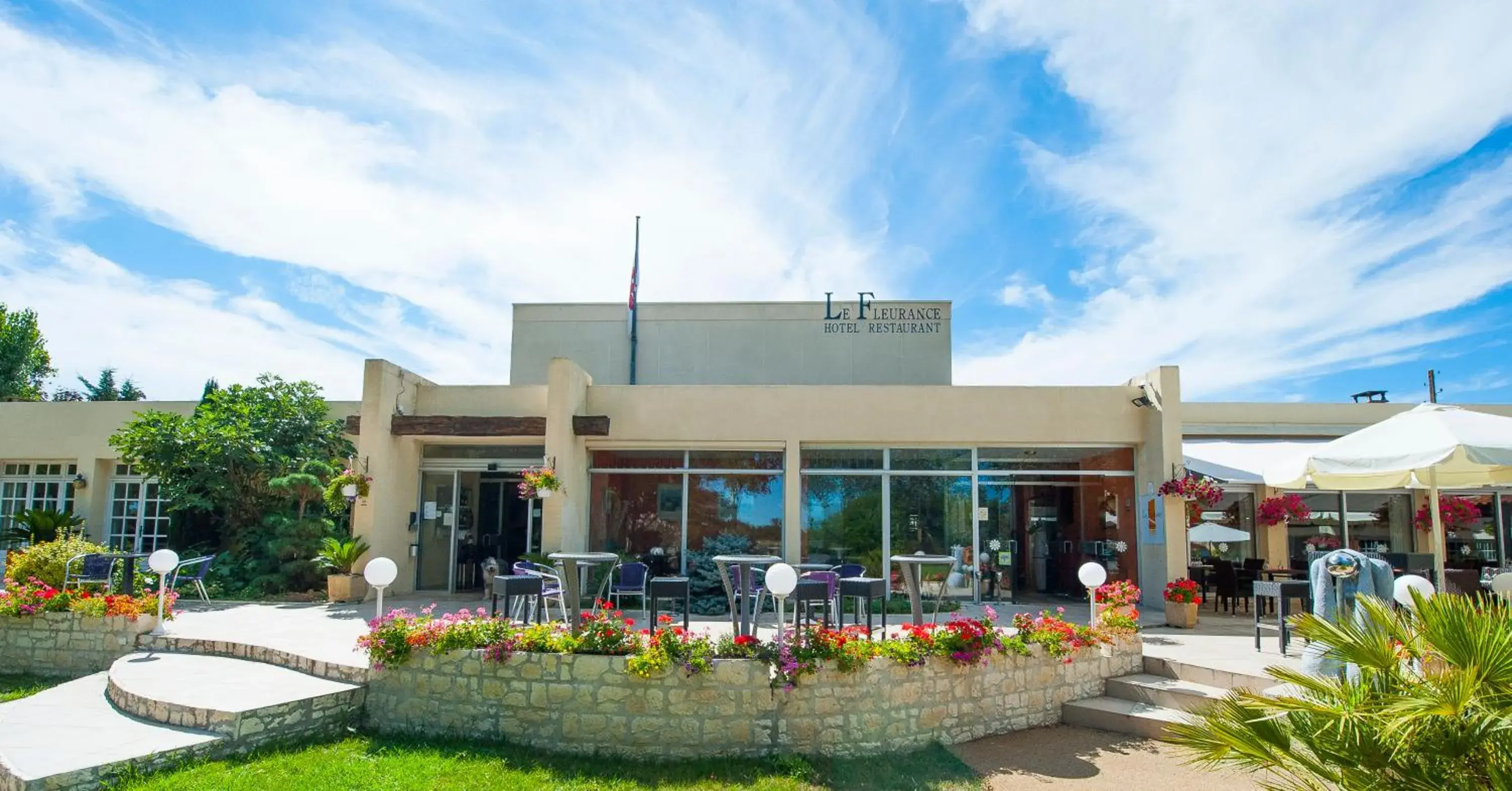 Facade/entrance in Logis Hôtel & Restaurant Le Fleurance Facade/entrance in Logis Hôtel & Restaurant Le Fleurance
